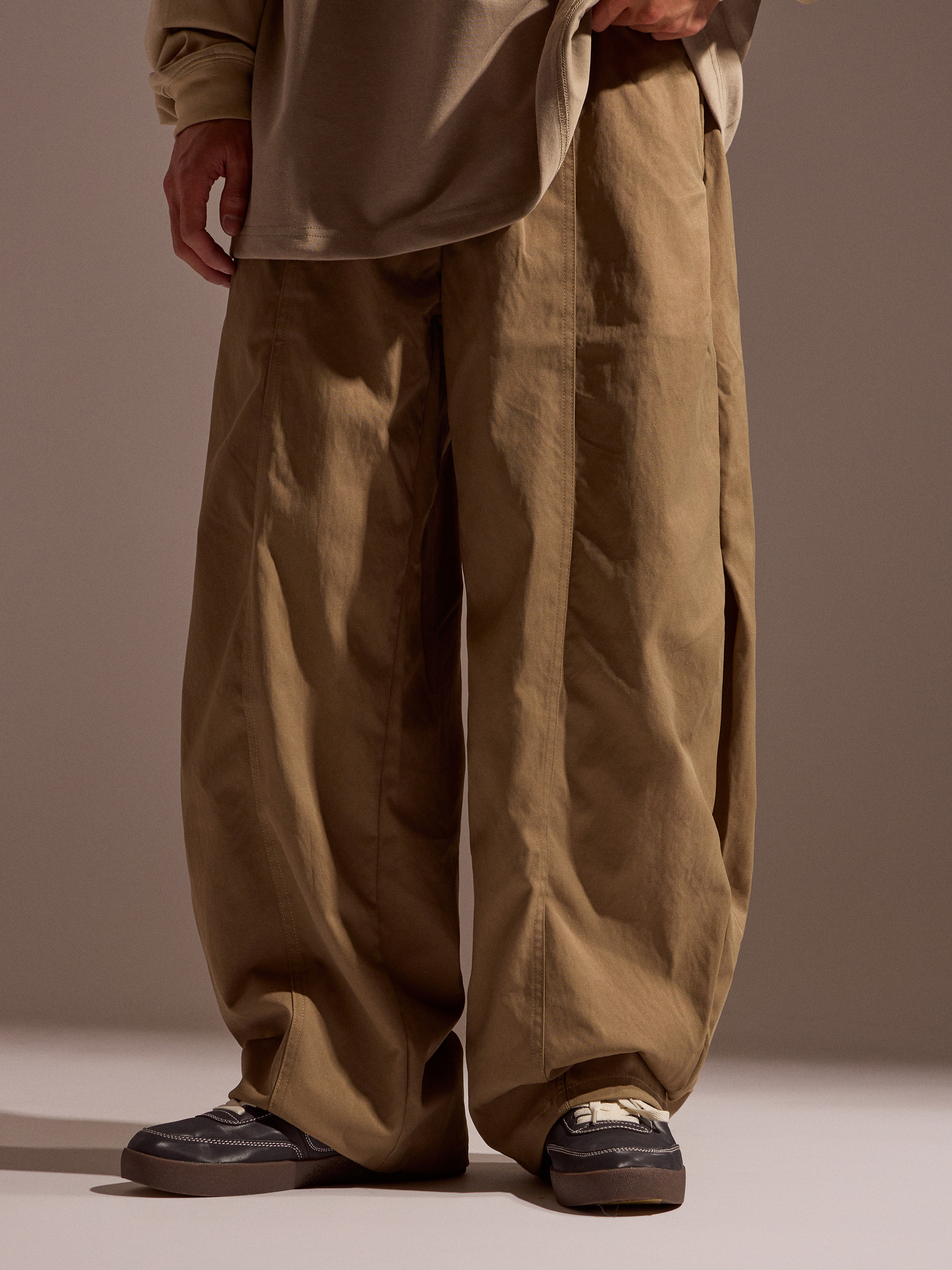 抽繩寬版機能褲