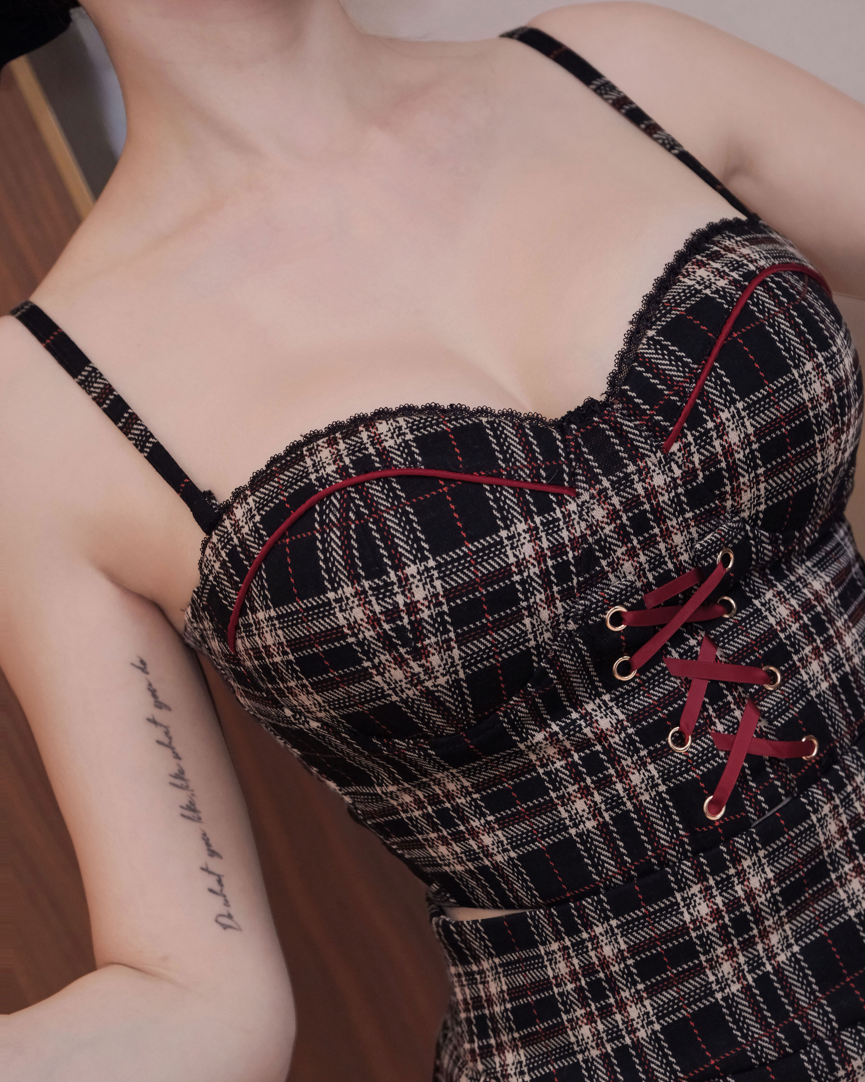 訂製-英式格紋蕾絲X緞帶馬甲