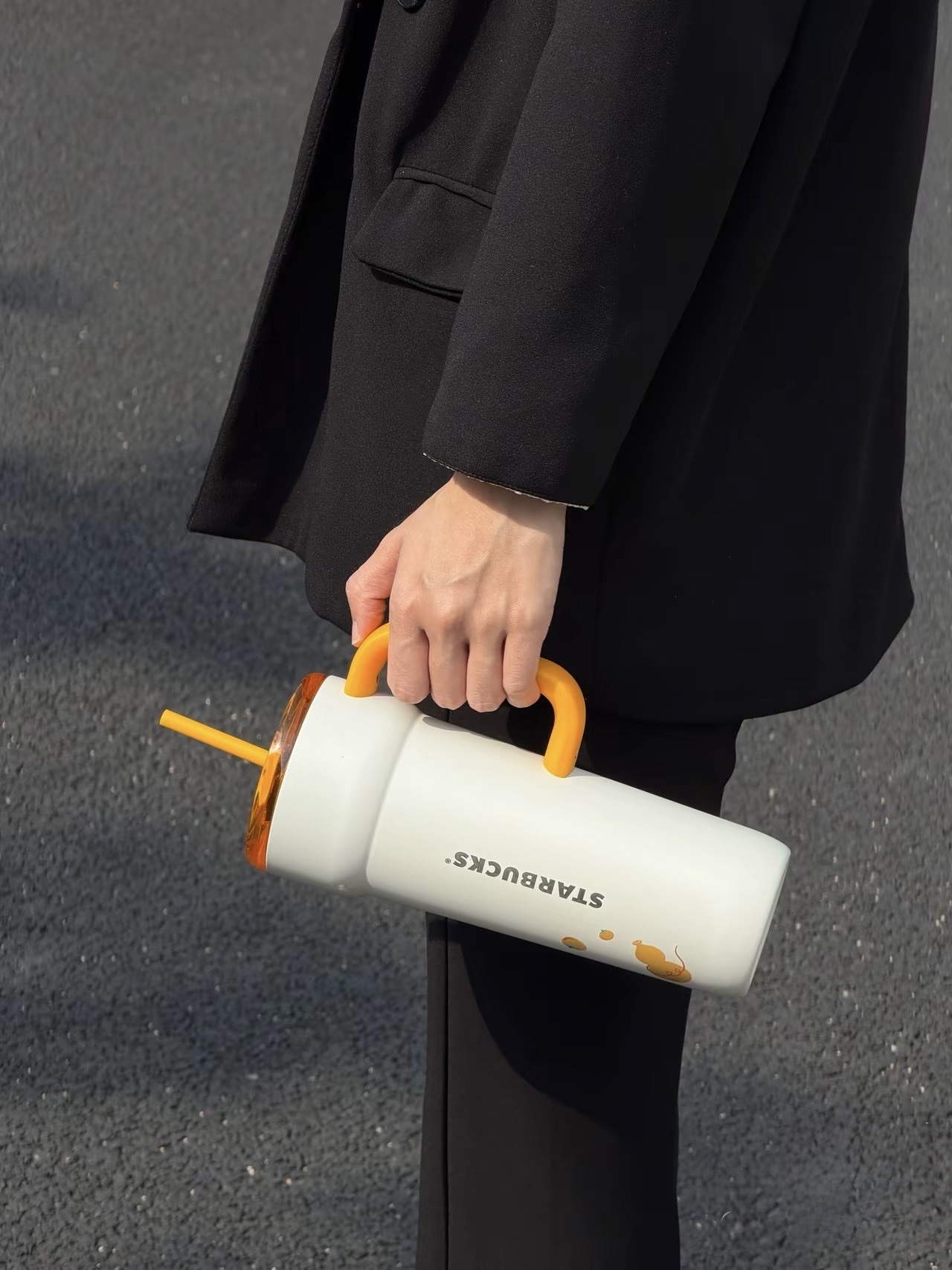 KTQ STORE ‧ STARBUCKS 星巴克 馬上快樂系列 小馬吊飾 吸管杯790ml