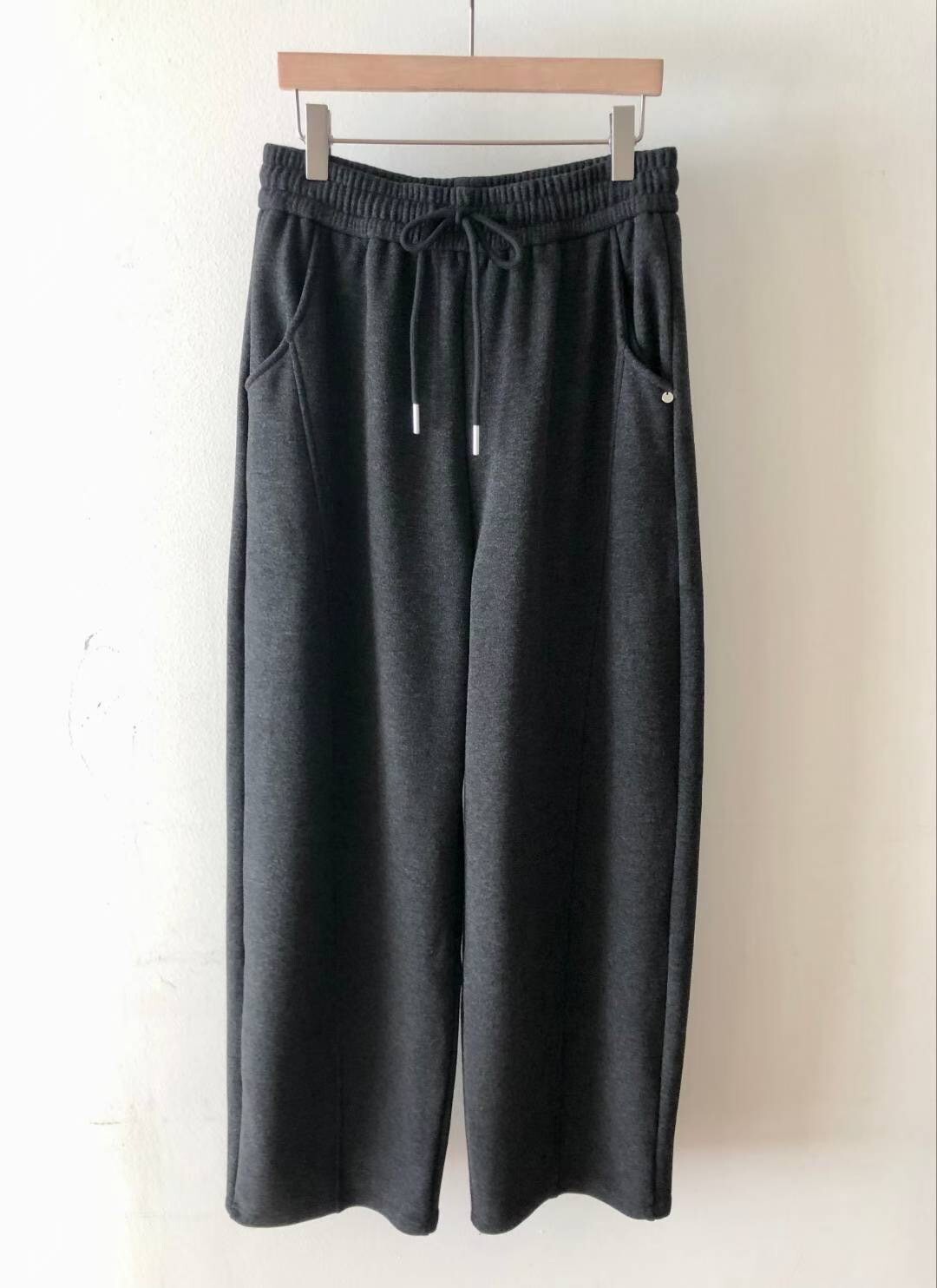 鬆緊腰同色系綁帶休閒內刷毛長褲-F / 3色