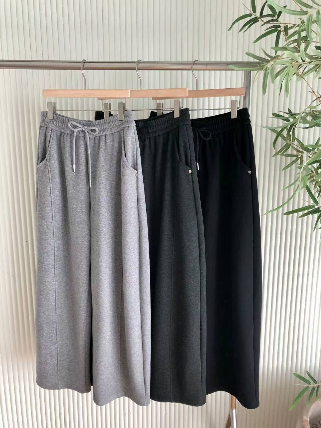 鬆緊腰同色系綁帶休閒內刷毛長褲-F / 3色