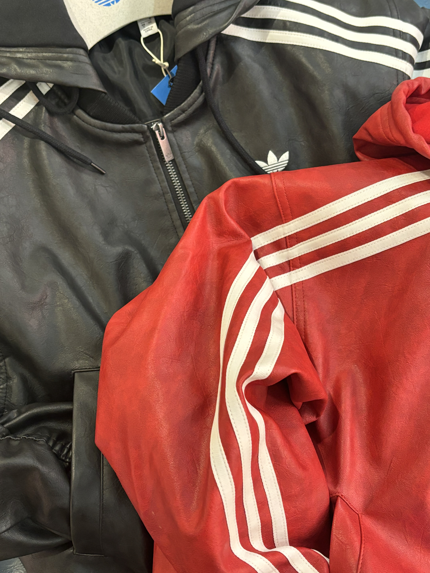 代購-Adidas Originals 美式復古 logo 保暖 連帽外套 女款 紅 JY8887