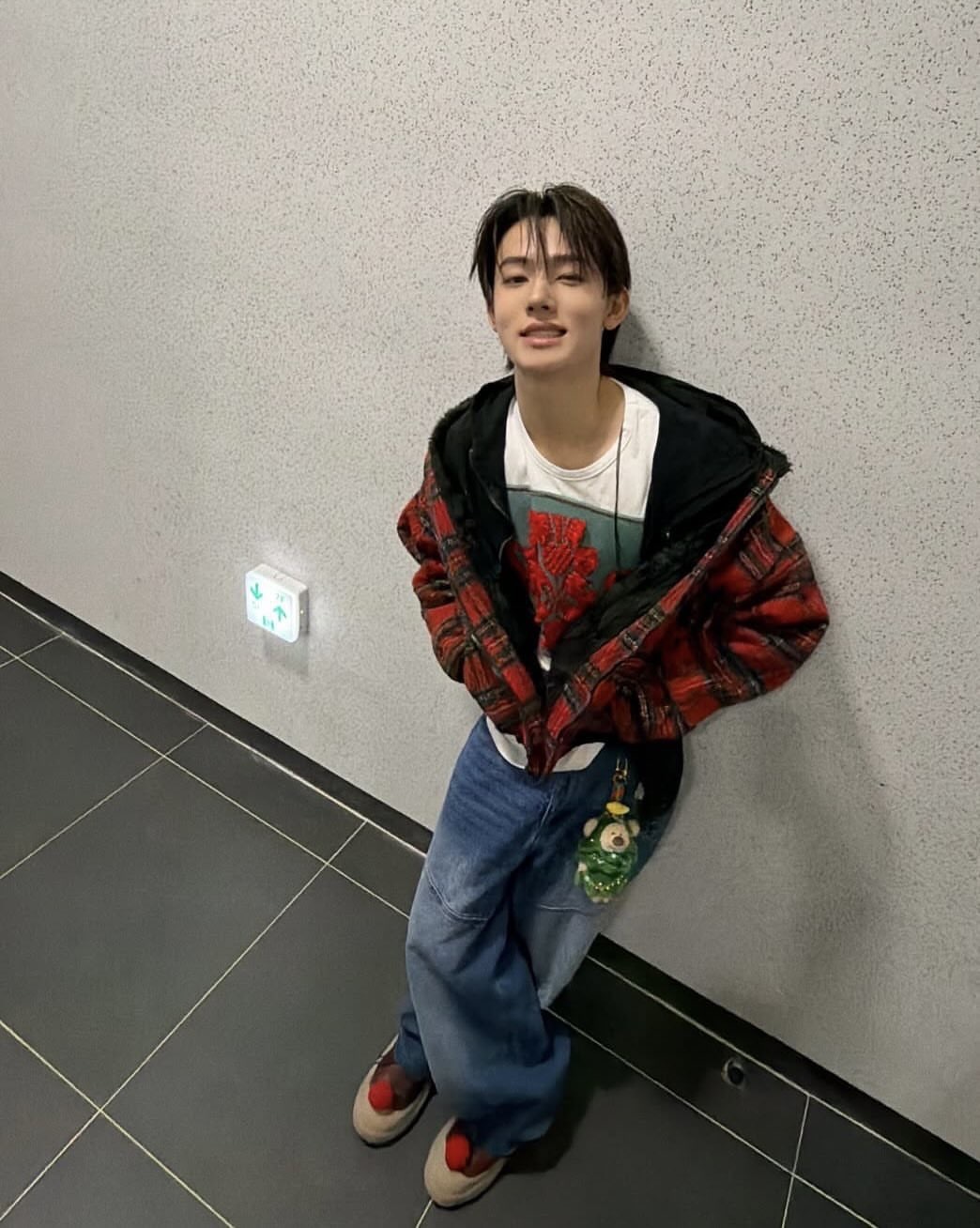 【Cortis嚴成玹同款】韓國 AAKAM 皮標 十字架 寬版 錐形 丹寧褲 兩色