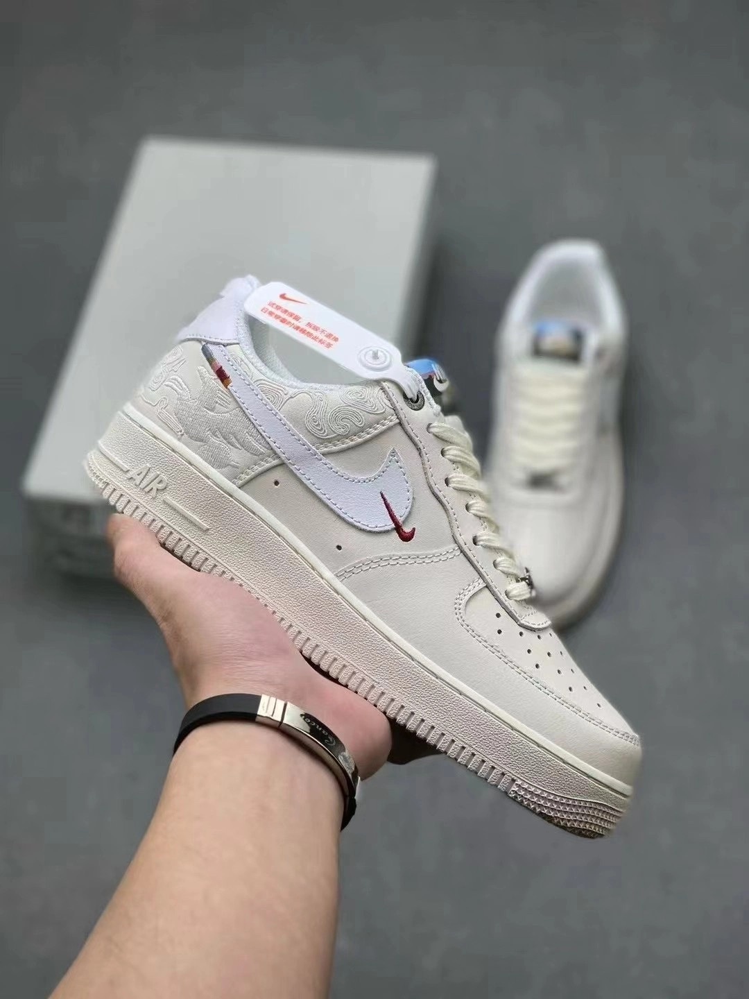 代購-Nike Air Force 1 Low "Year Of The Horse"  <馬年限定> 脫繮系列 白色 休閒鞋 男鞋 IQ1119-011
