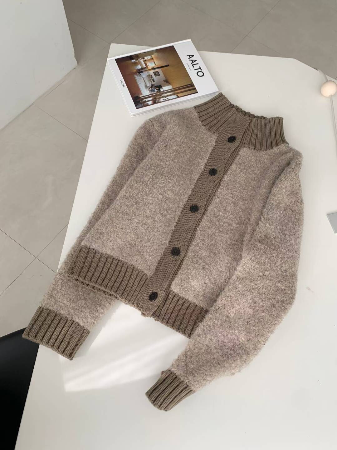 同色系螺紋拼接感排釦針織毛衣外套 / 3色