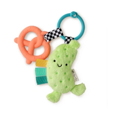 【樂森藥局】Itzy Ritzy 迷你咬咬玩偶 - 美味醃黃瓜（玩偶＋固齒器）