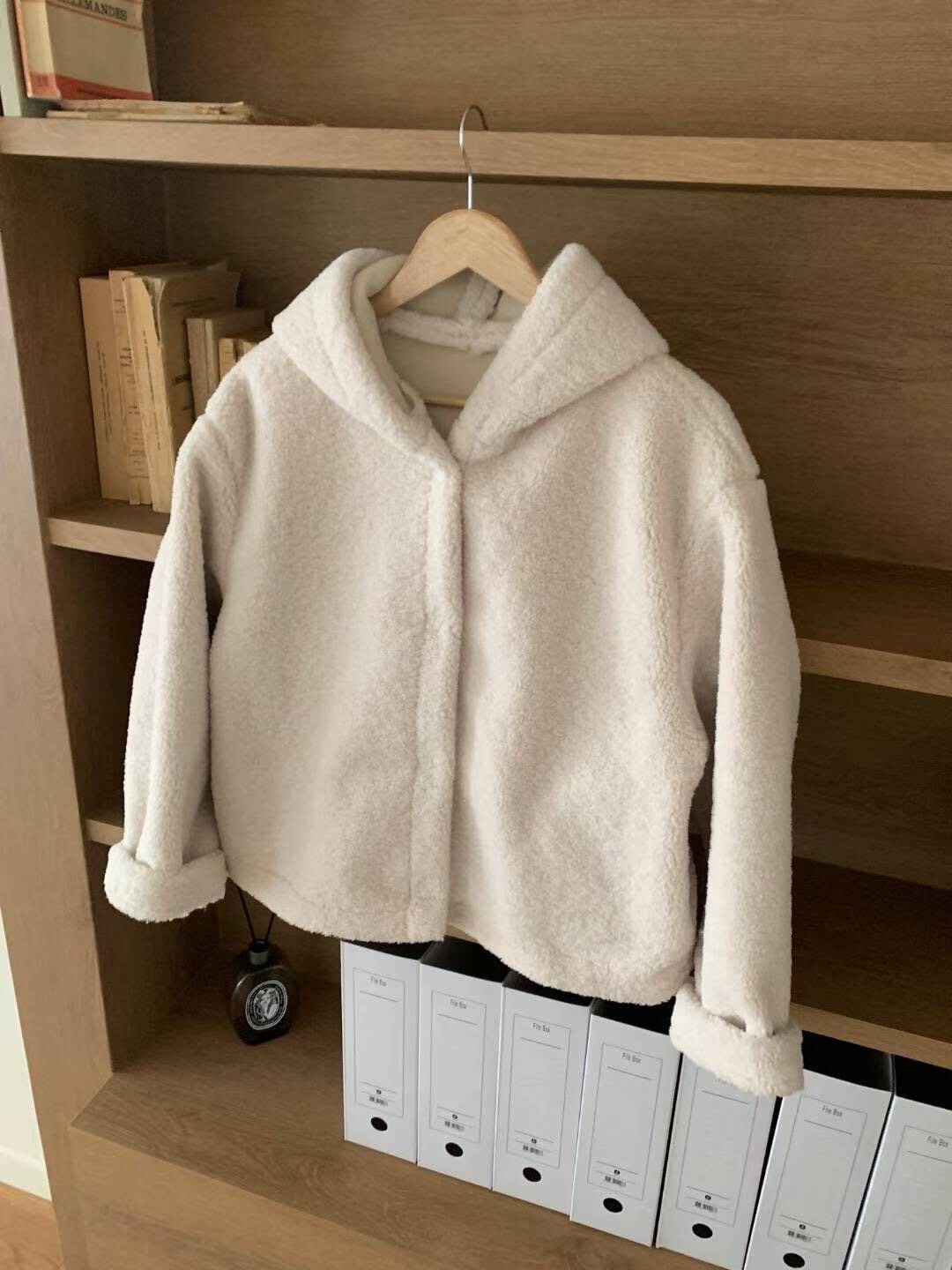 可愛連帽造型QQ毛排釦外套 / 2色