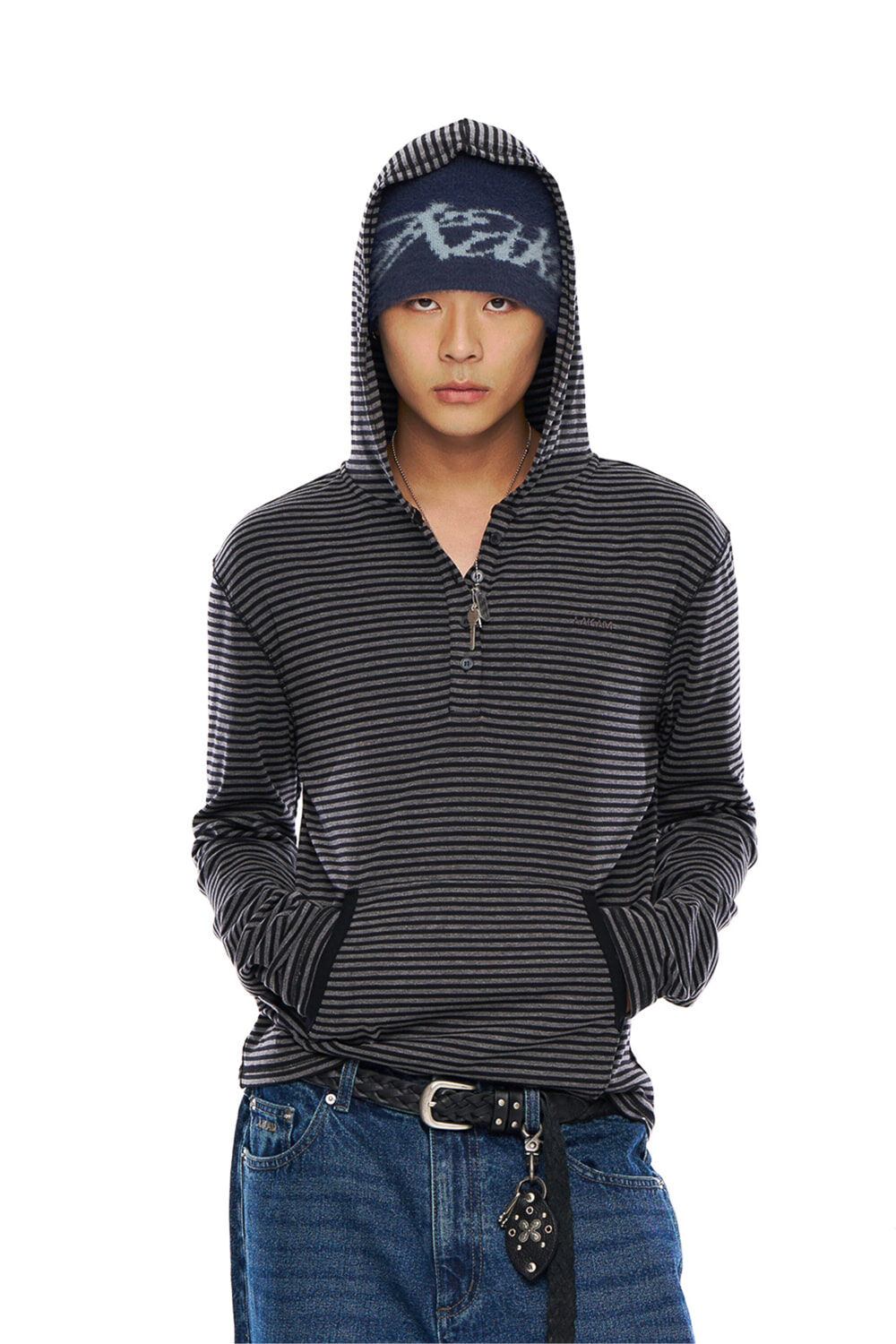 <超帥..>韓國 AAKAM LOGO 抓毛絨 造型 冷帽 兩色