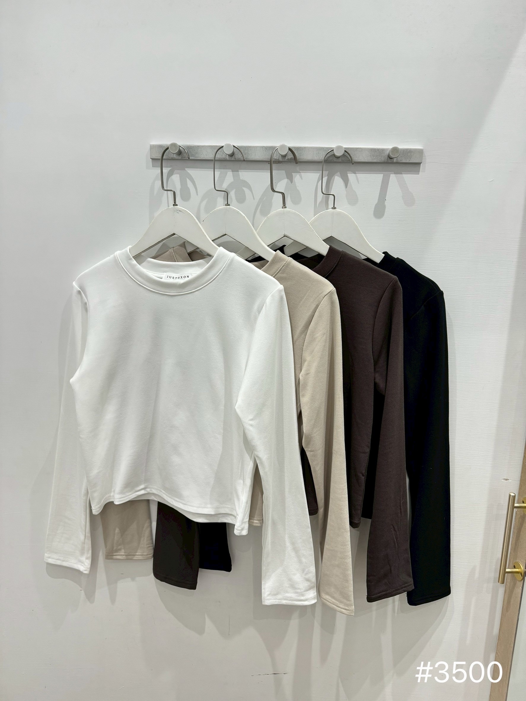 內磨毛圓領素面薄長袖上衣s