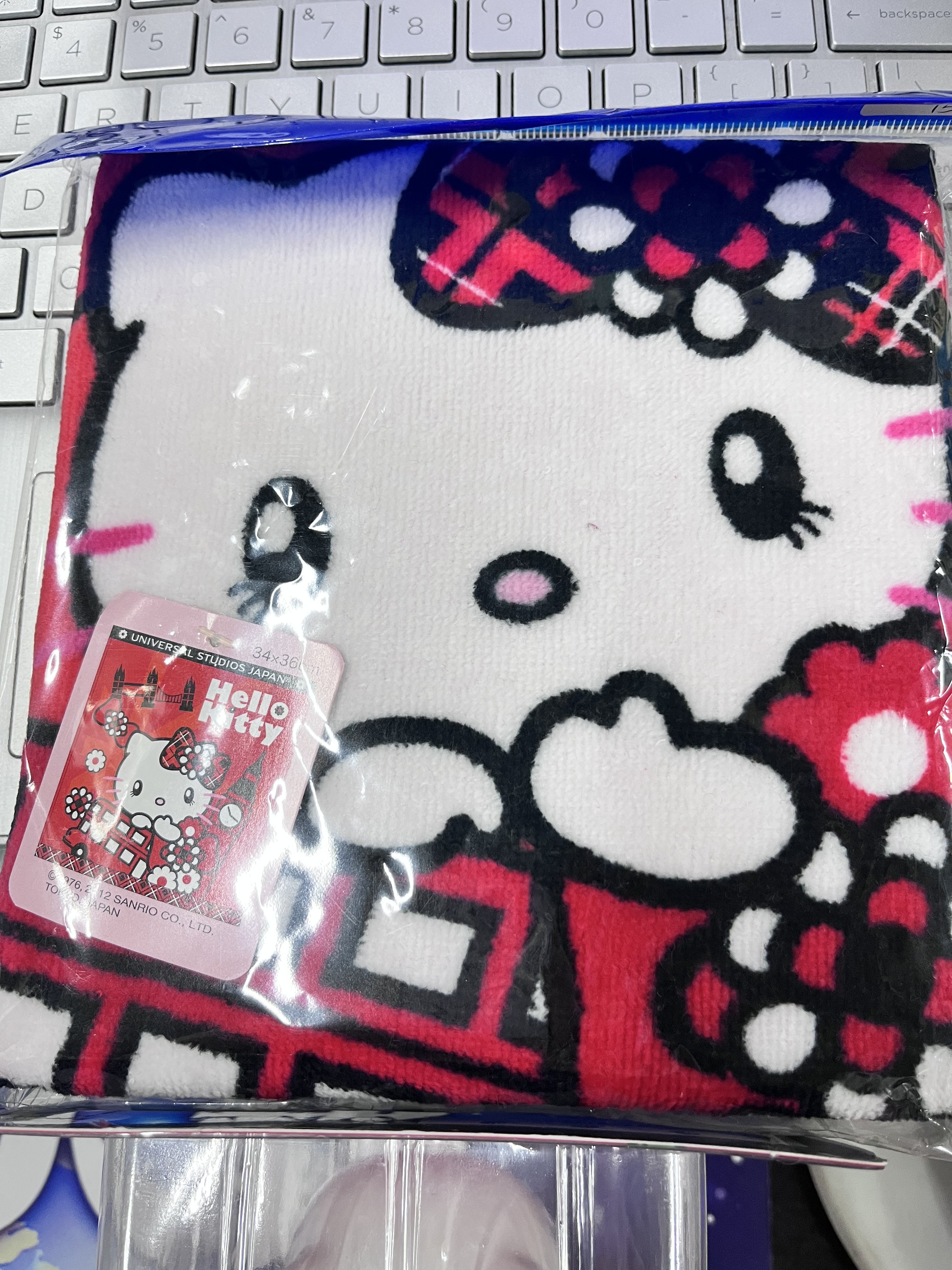 Sanrio  hello kitty  毛巾 #354