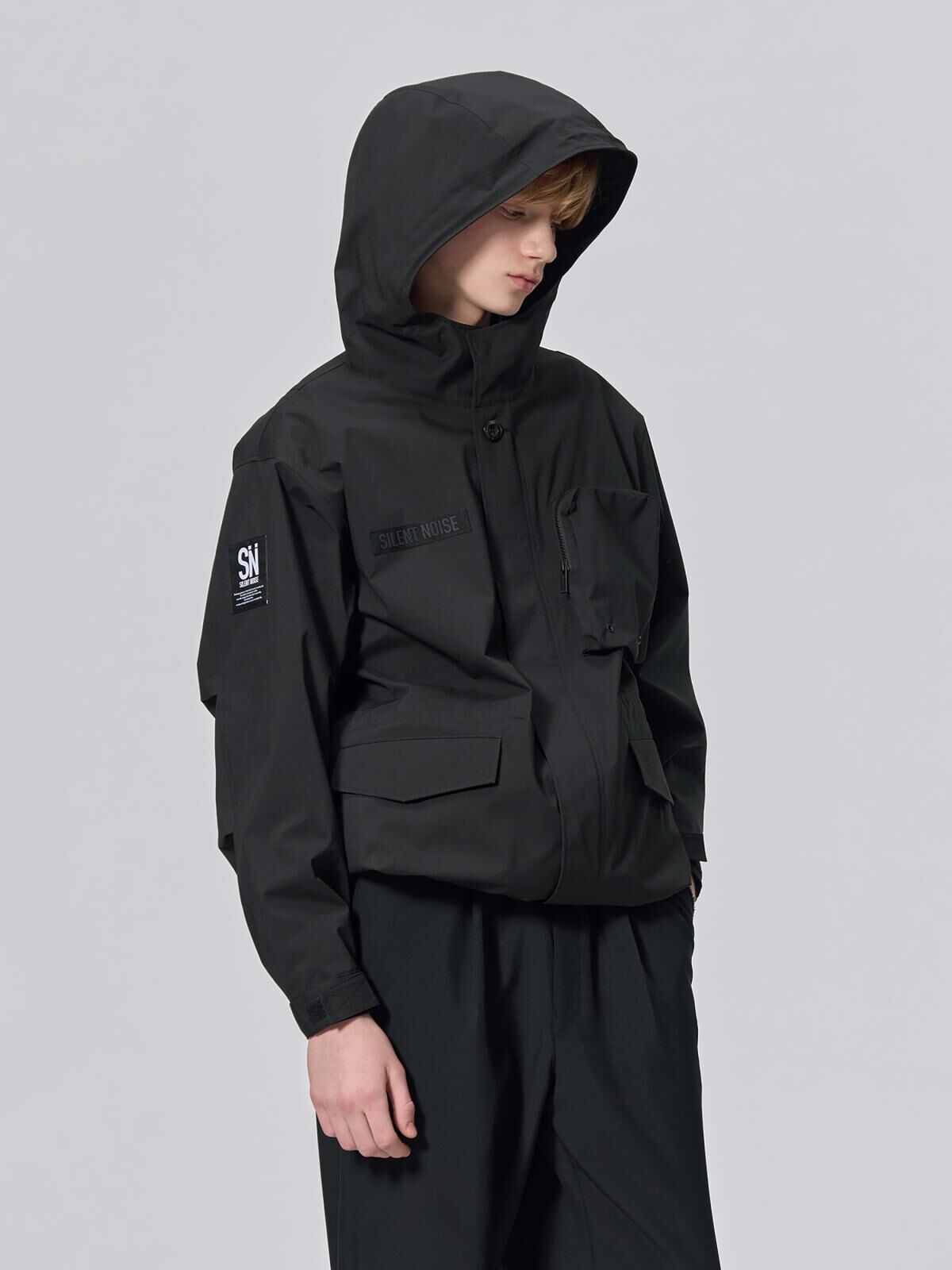 GUxUNDERCOVER軍裝外套 貨號357025
