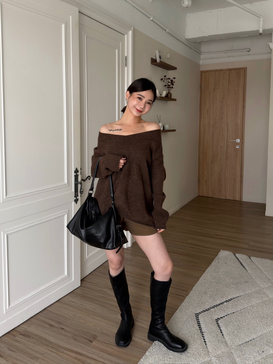 慵懶V領針織毛衣