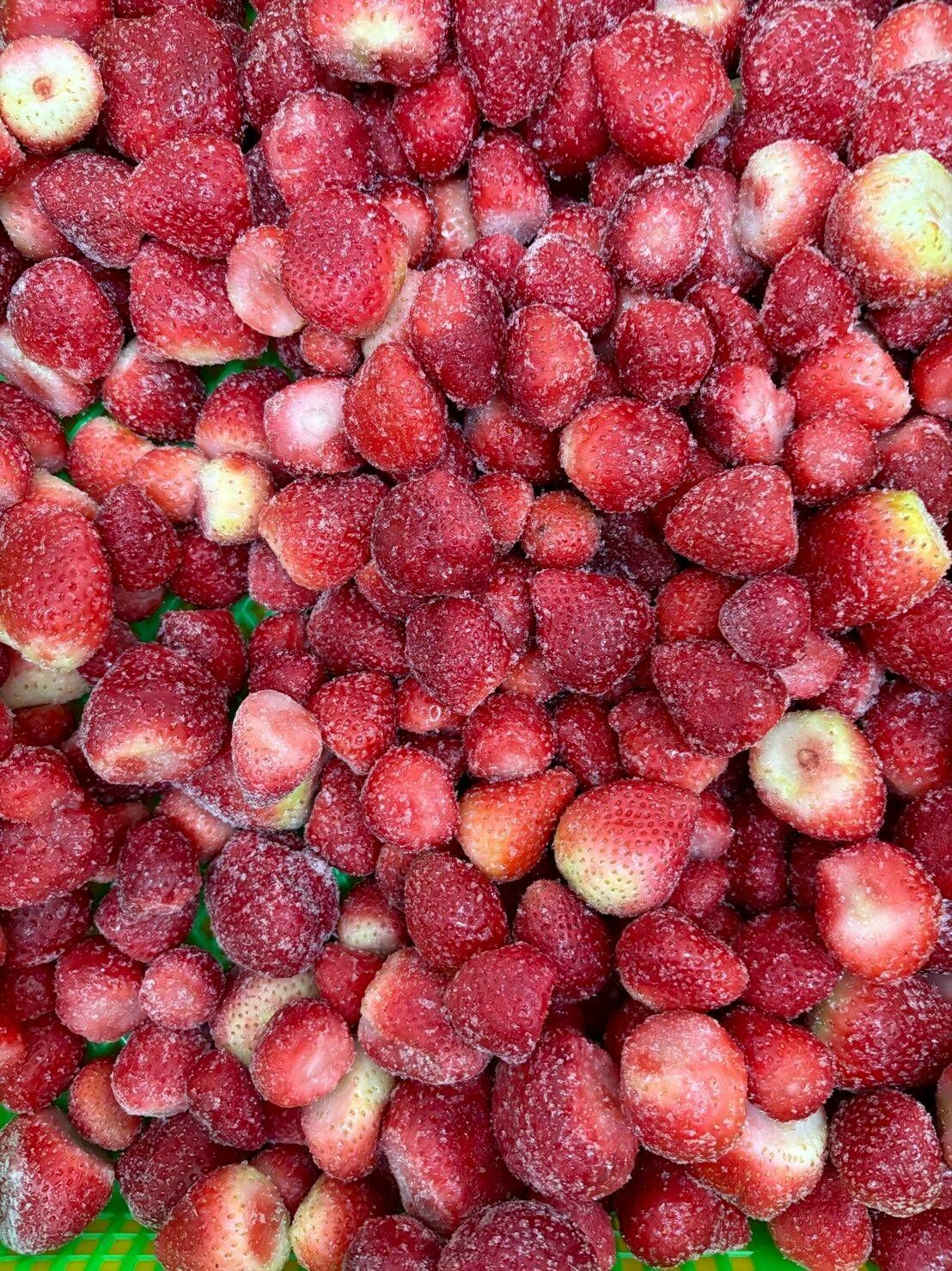 冷凍草莓【去蒂，免洗免切】打果汁、優格、烘焙專用｜100%天然無添加