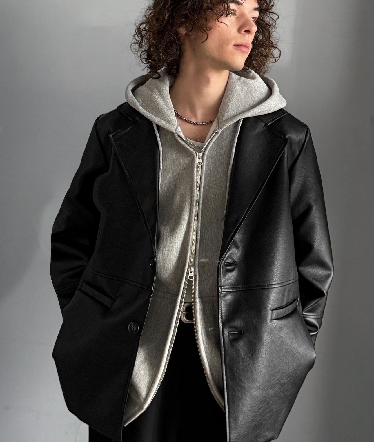 【預購】JN010228 classicalelf 仿皮西裝領中長皮褸