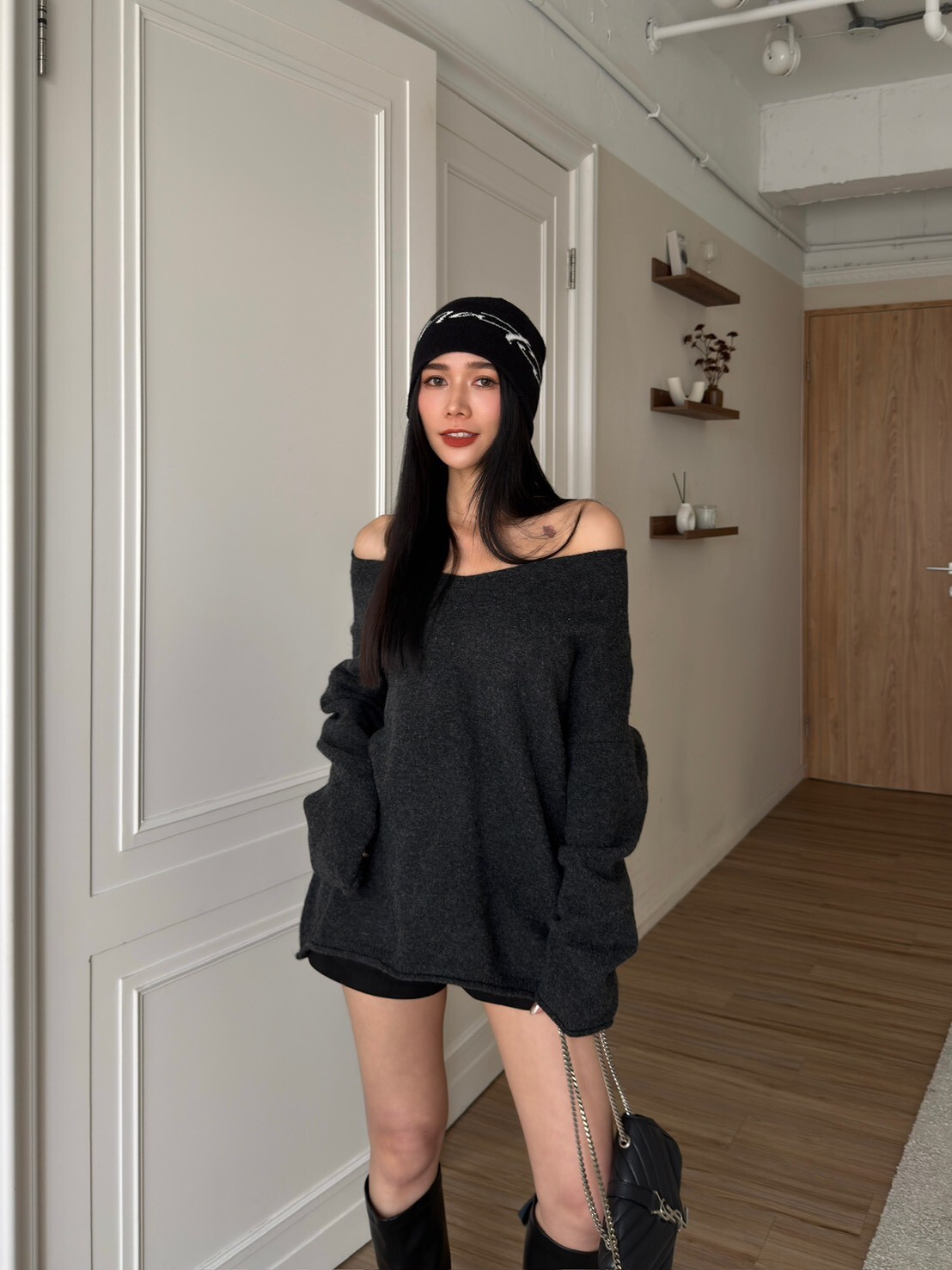 慵懶V領針織毛衣