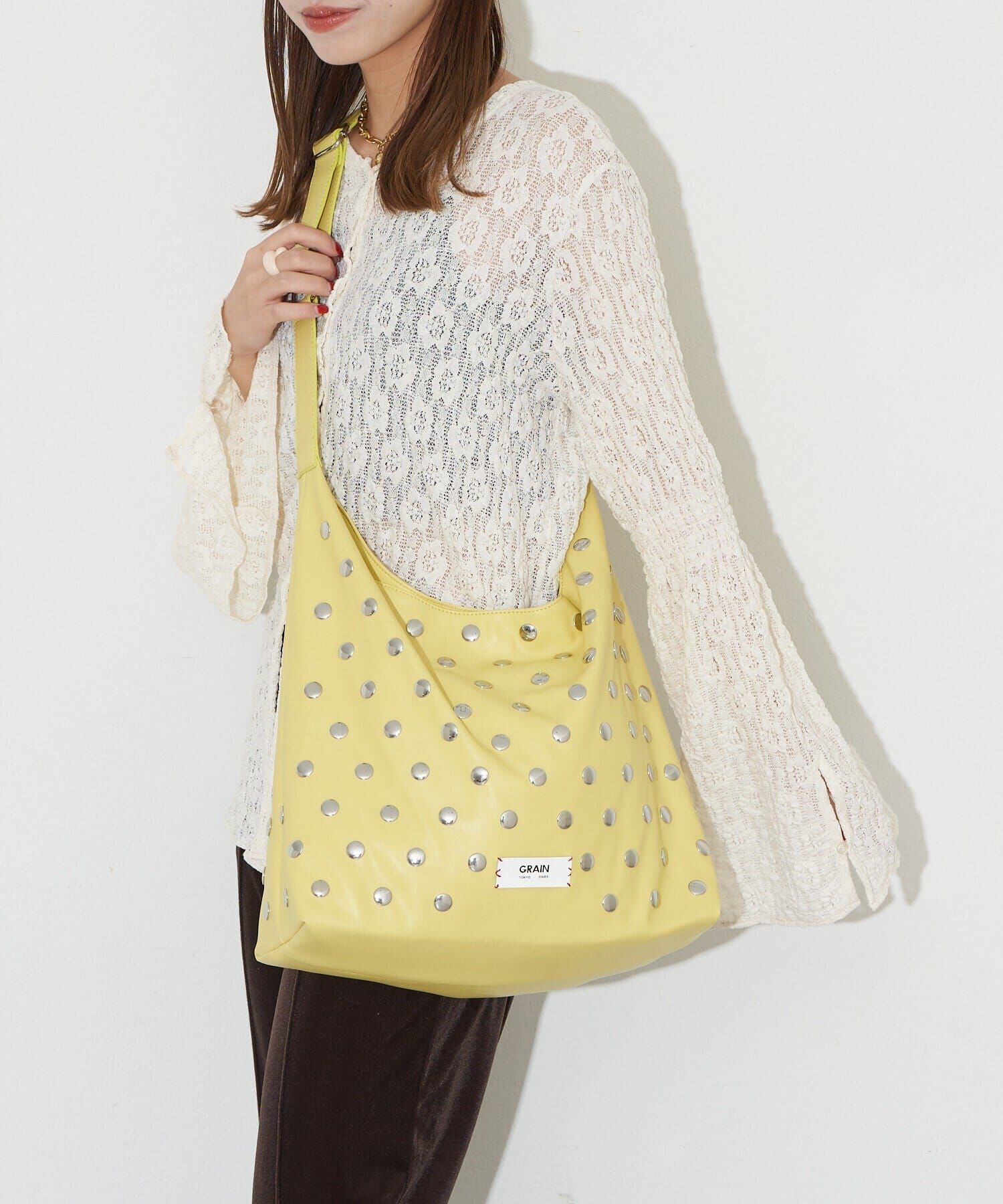 日本預訂 WINTER SALE CN 鉚釘單肩手提包