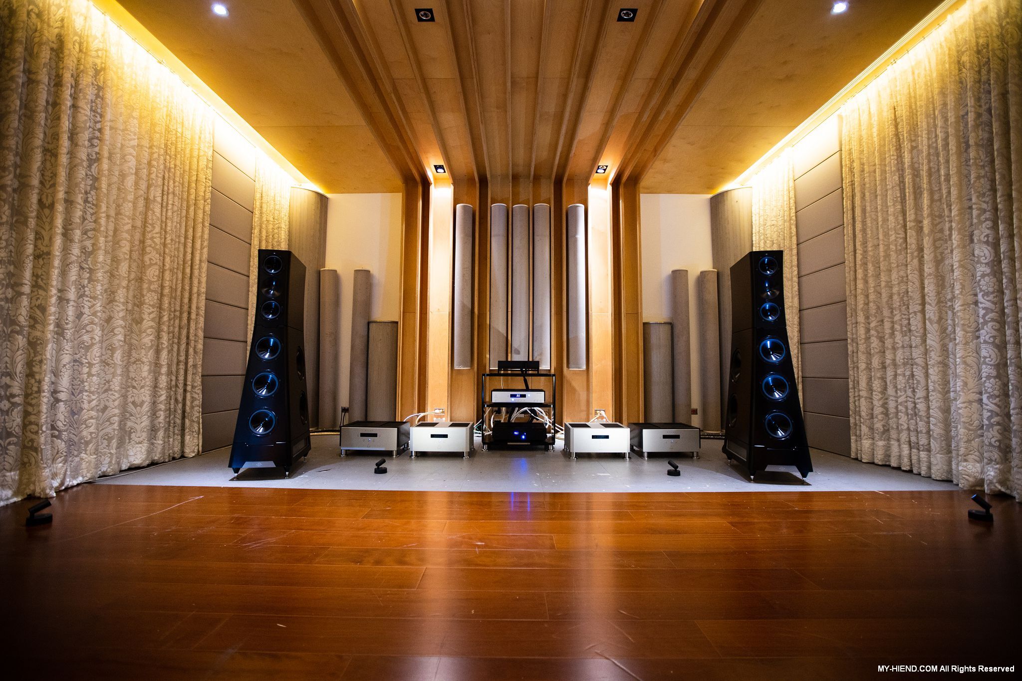 YG Acoustics XX3 LIVE S 美國製落地喇叭 台北音響實體展示
