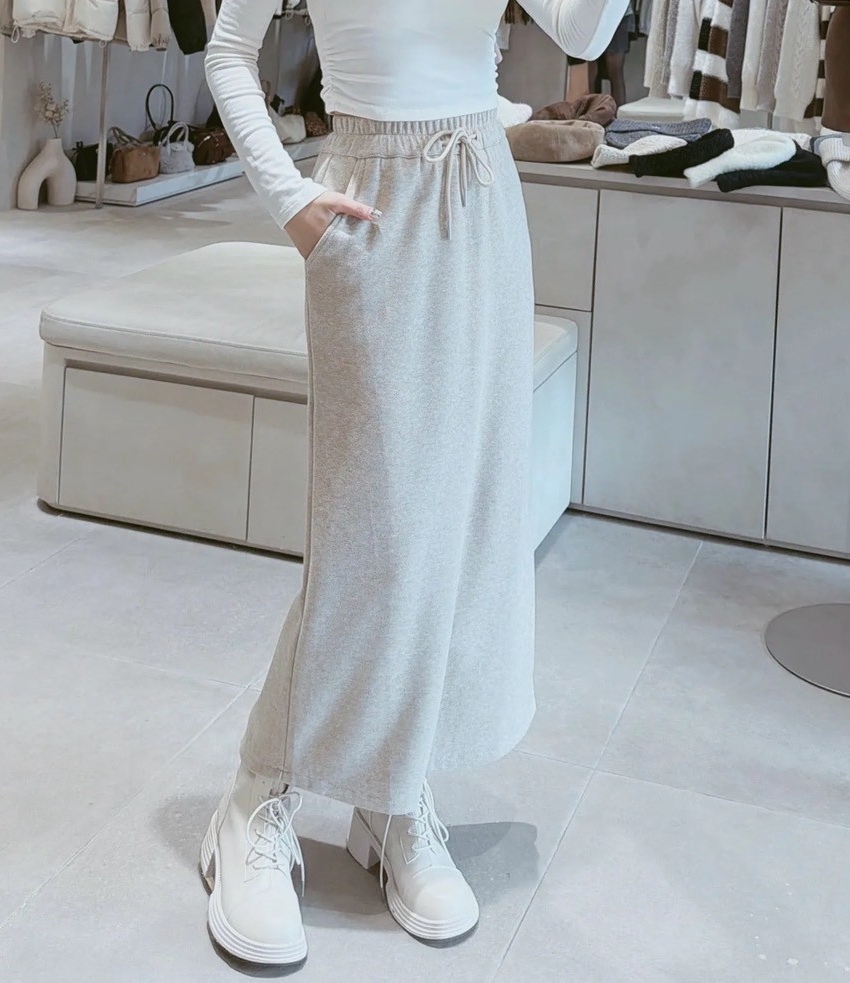 抽繩鬆緊側口袋羊絨長裙