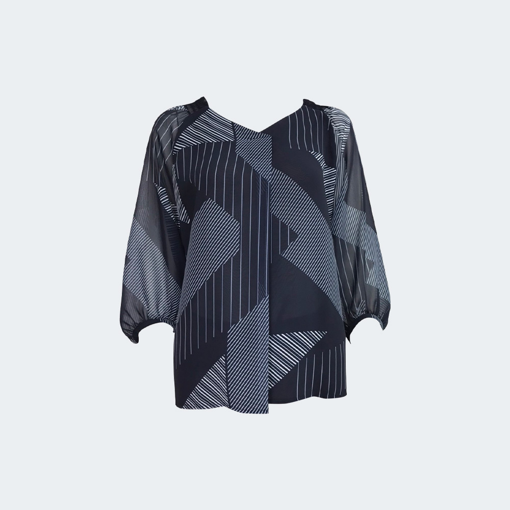 幾何透光輕雅五分袖上衣