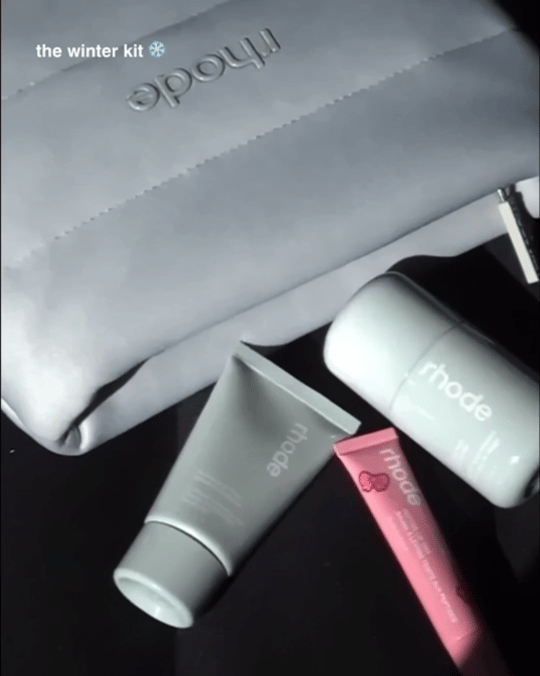 rhode the winter kit 冬季限定化妝包組合