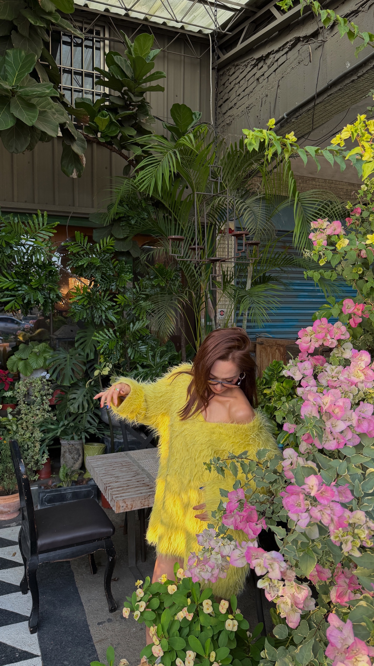 溫柔v領長拉毛衣