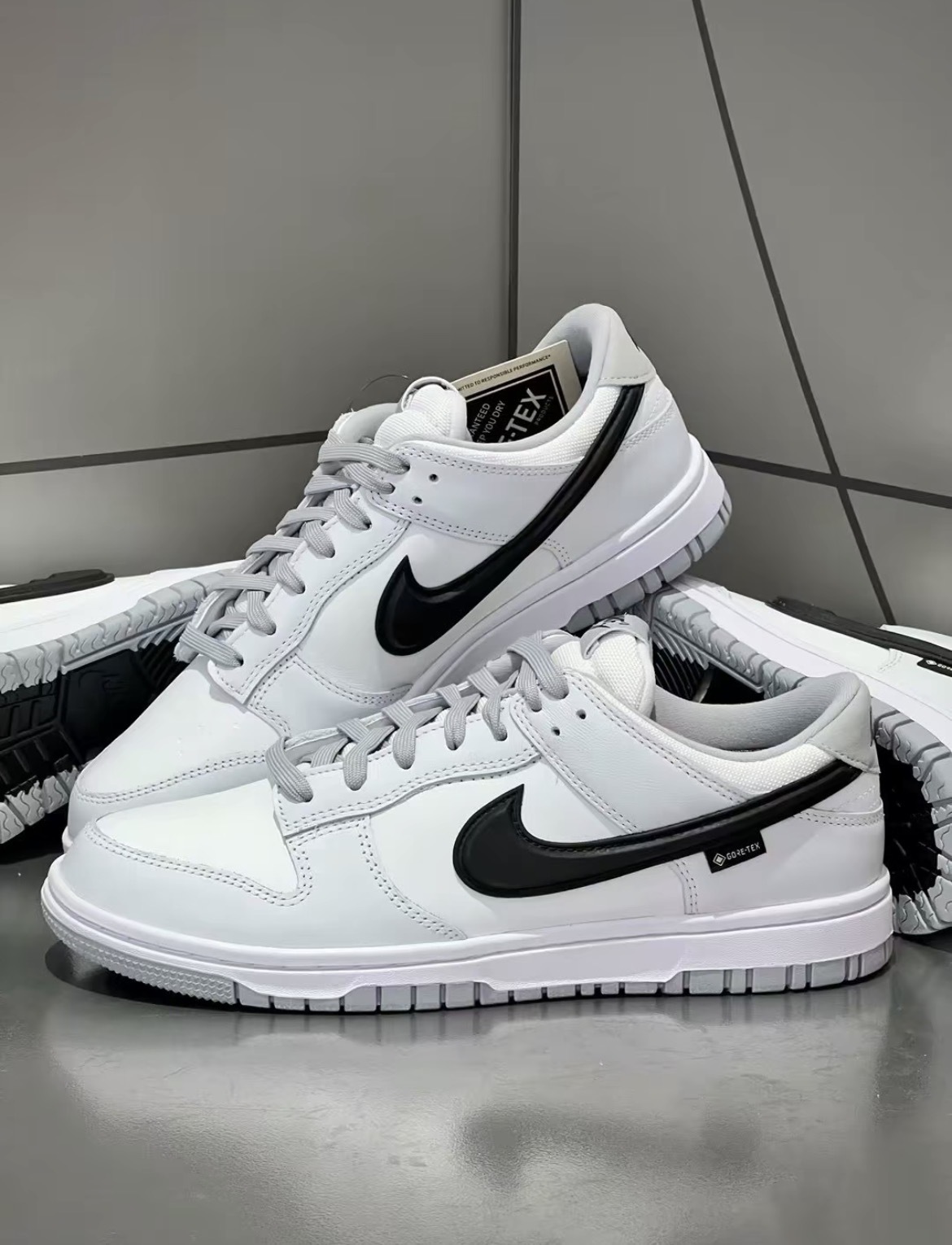 【逢甲 FUZZY】Nike Dunk Low Gore-Tex "White Black" 灰黑 防水 HQ2053-100