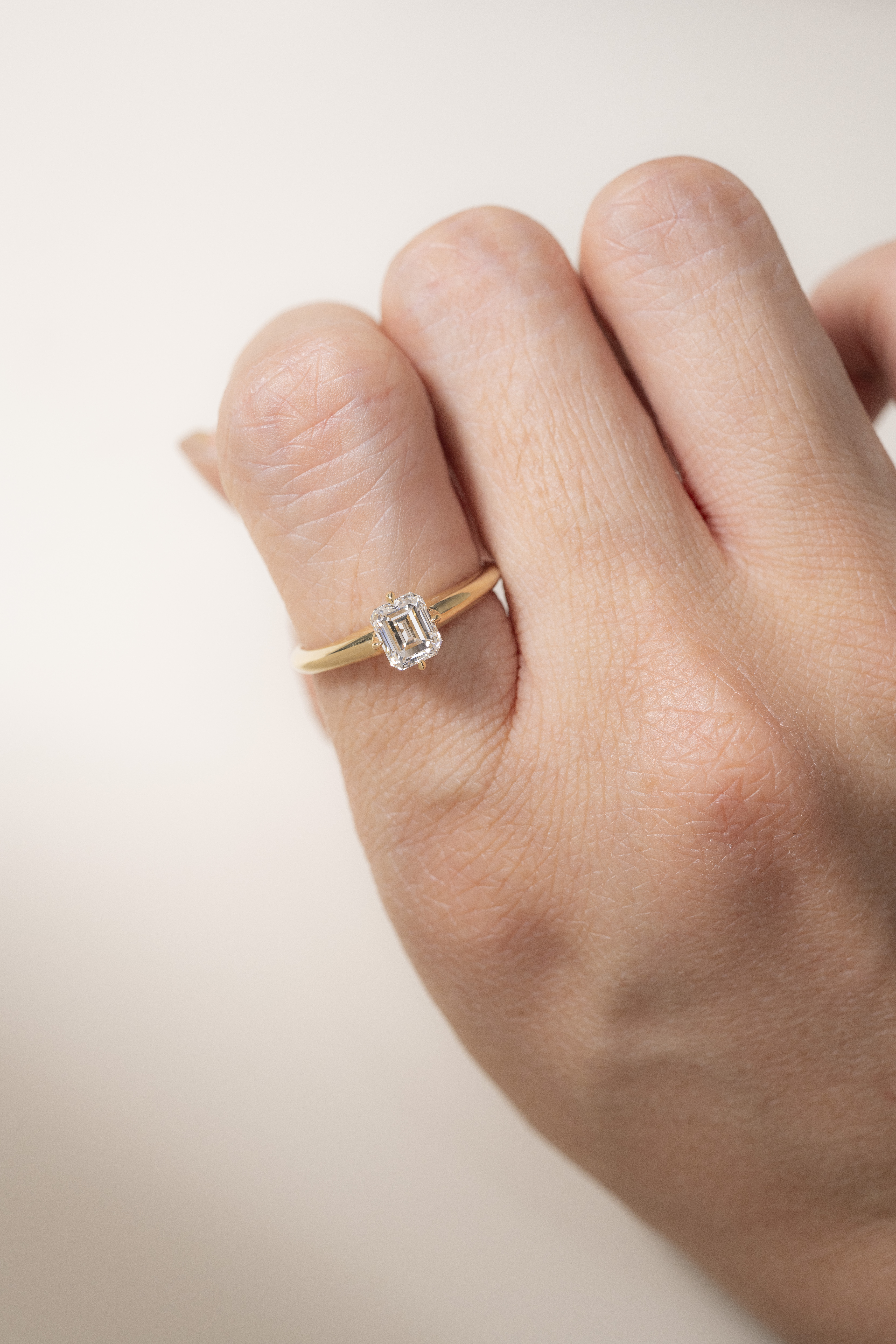 18K Emerald cut Diamond Ring ( With GIA)