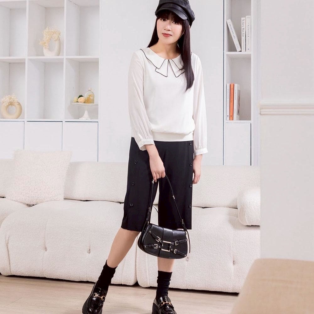 OL時尚簡約風修腿剪裁釦子造型修身五分褲X6501