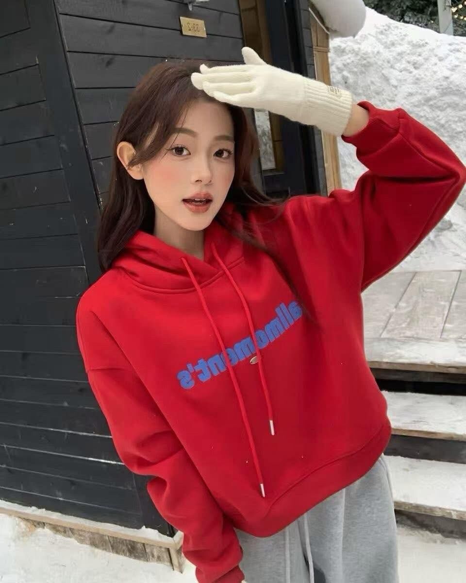 【質感百搭的字母內加絨連帽上衣】（現貨）