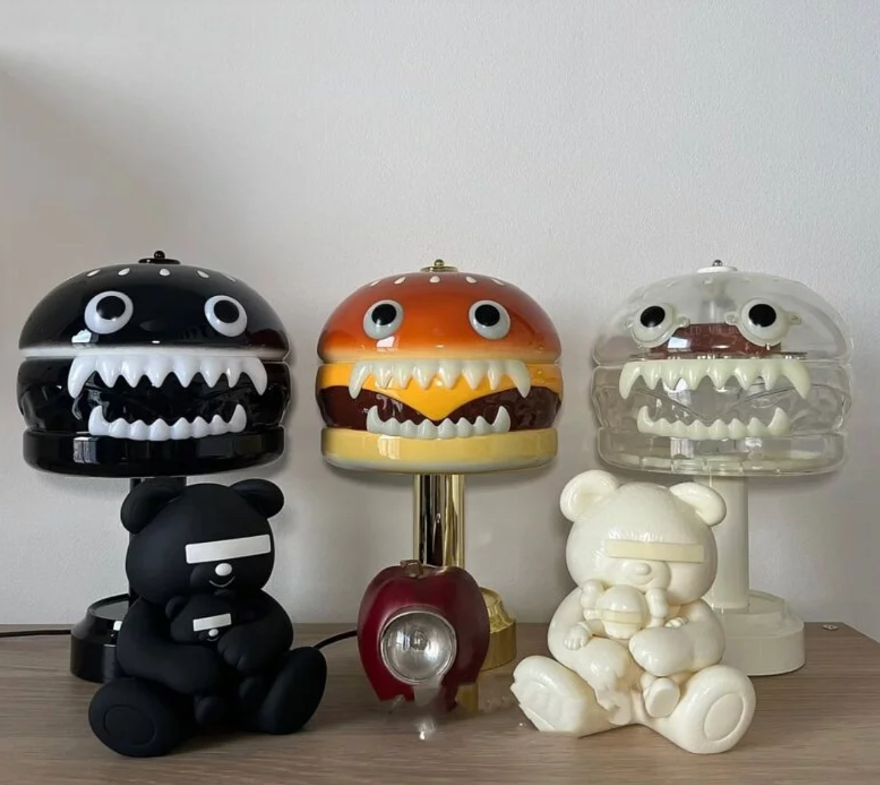<預購> UNDERCOVER x Medicom Toy HAMBURGER LAMP 漢堡燈 造型燈 夜燈 原色 黑色 透明色
