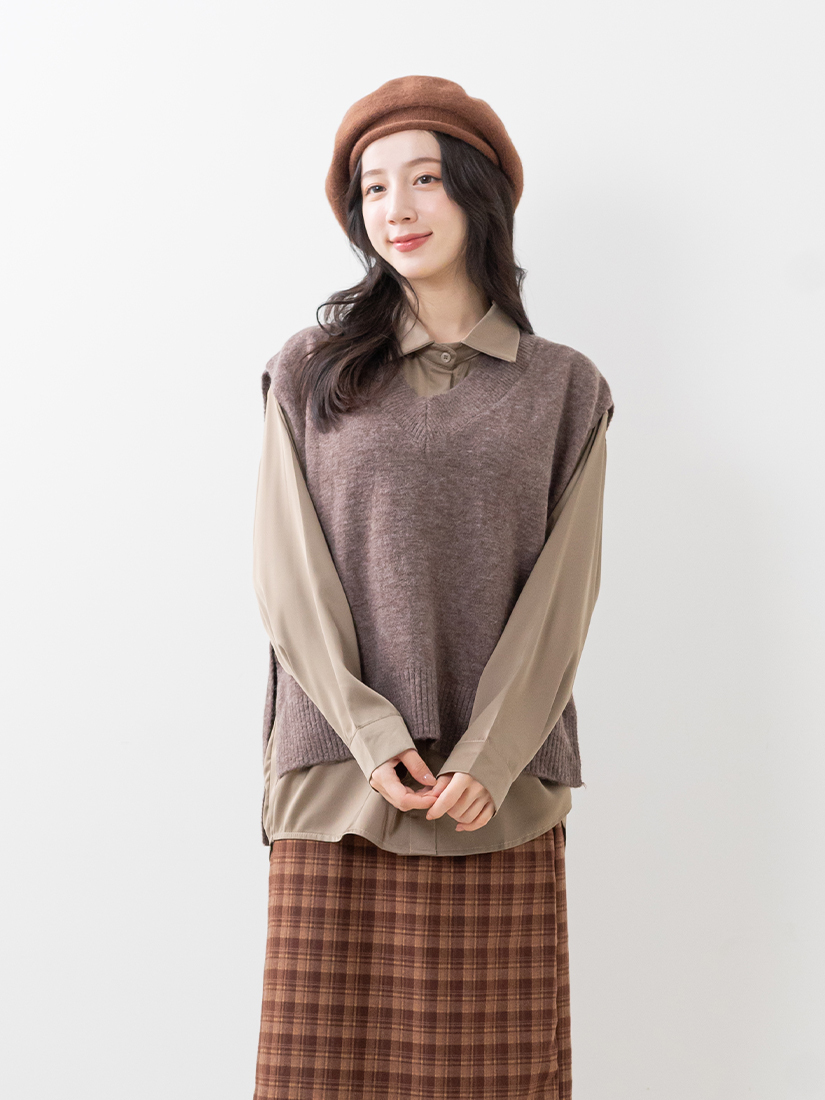 V領針織背心緞面襯衫格紋H型長裙組合