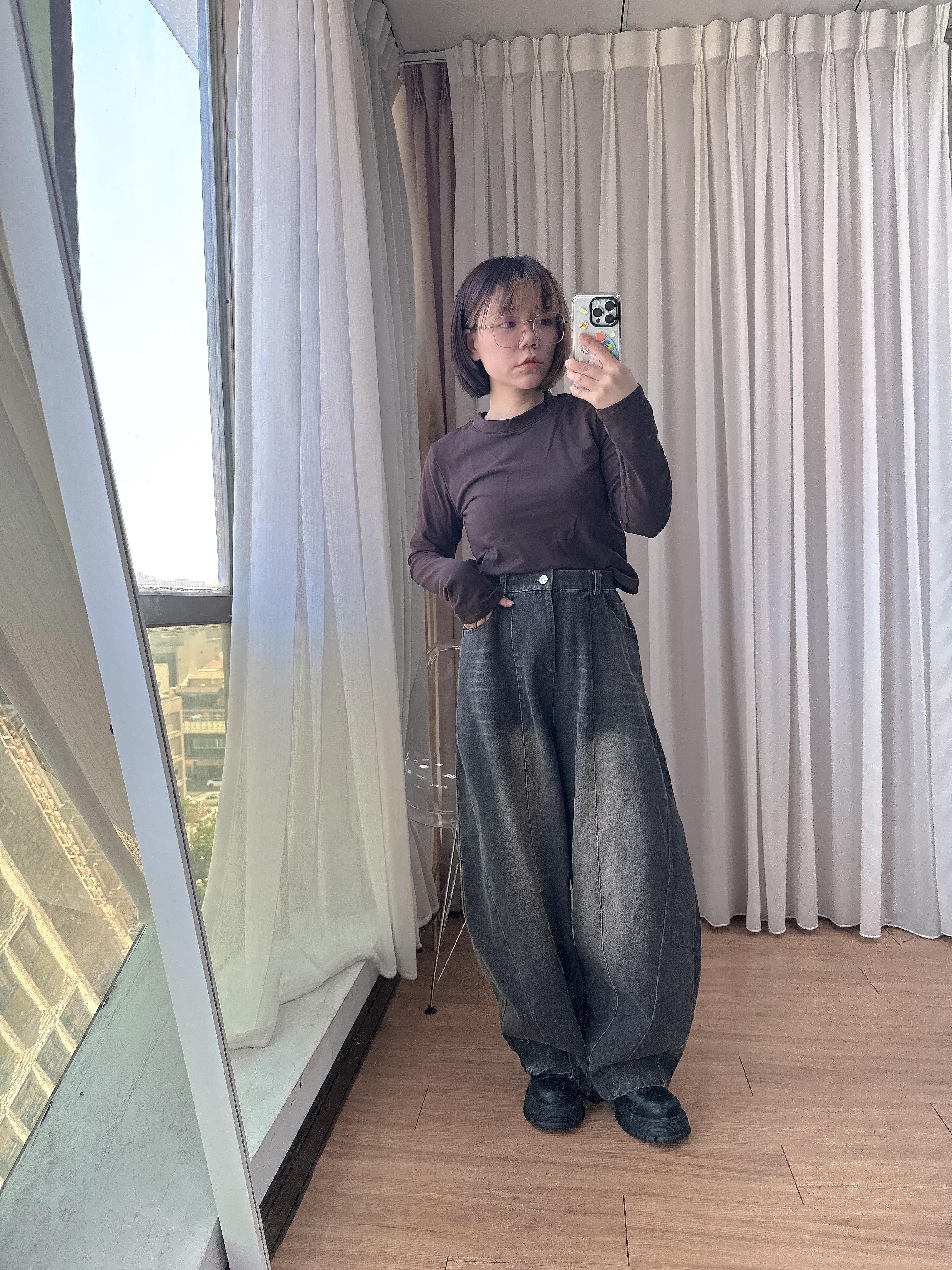 刷色後鬆緊牛仔繭型褲