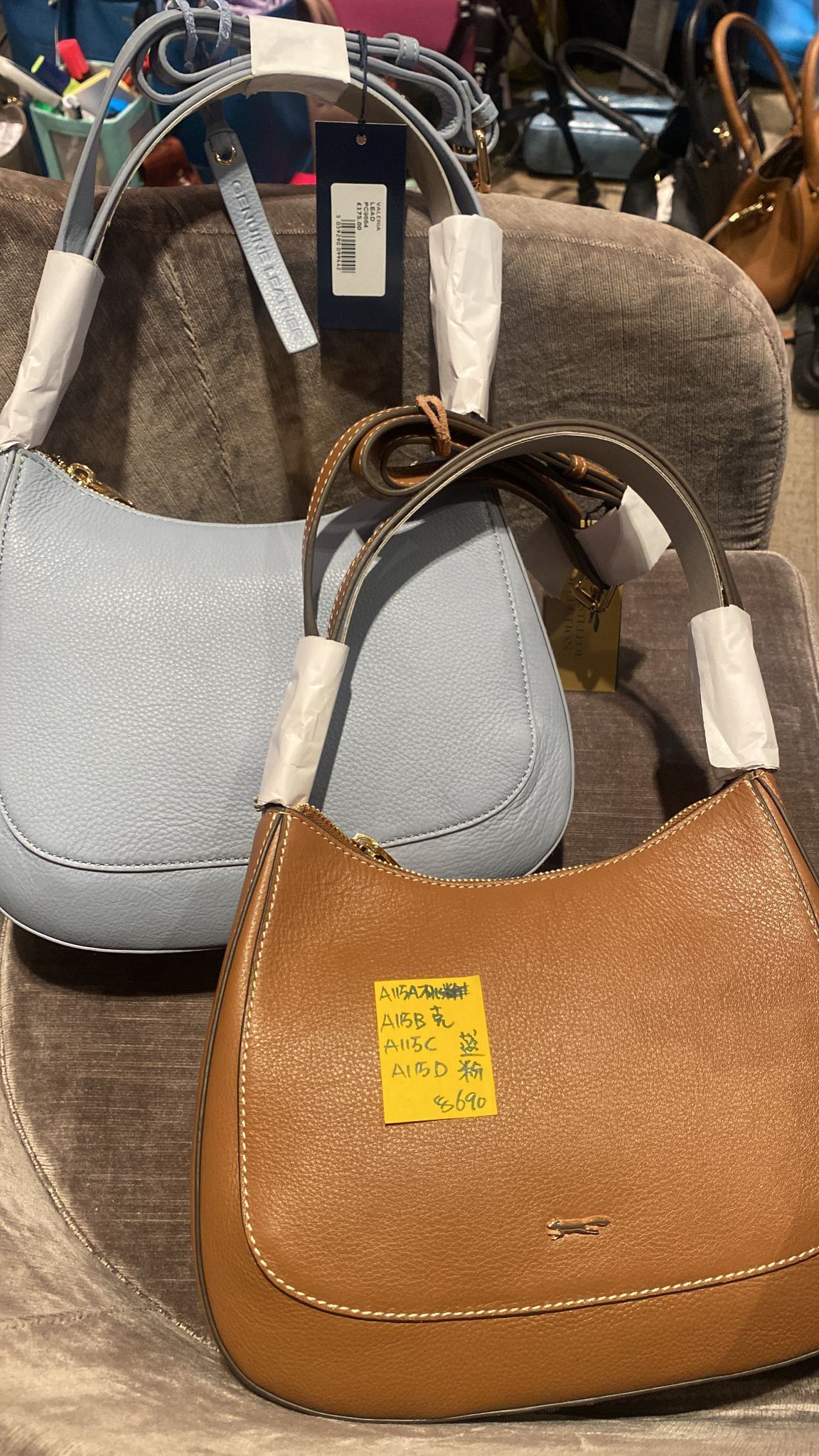 A115- PC9664 VALERIA