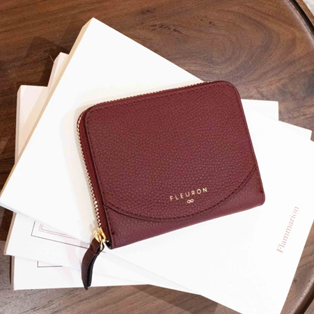 1FL0104-396 [FLEURON] Ora Small Bordeaux #PMM05VG1629BGD (EU)