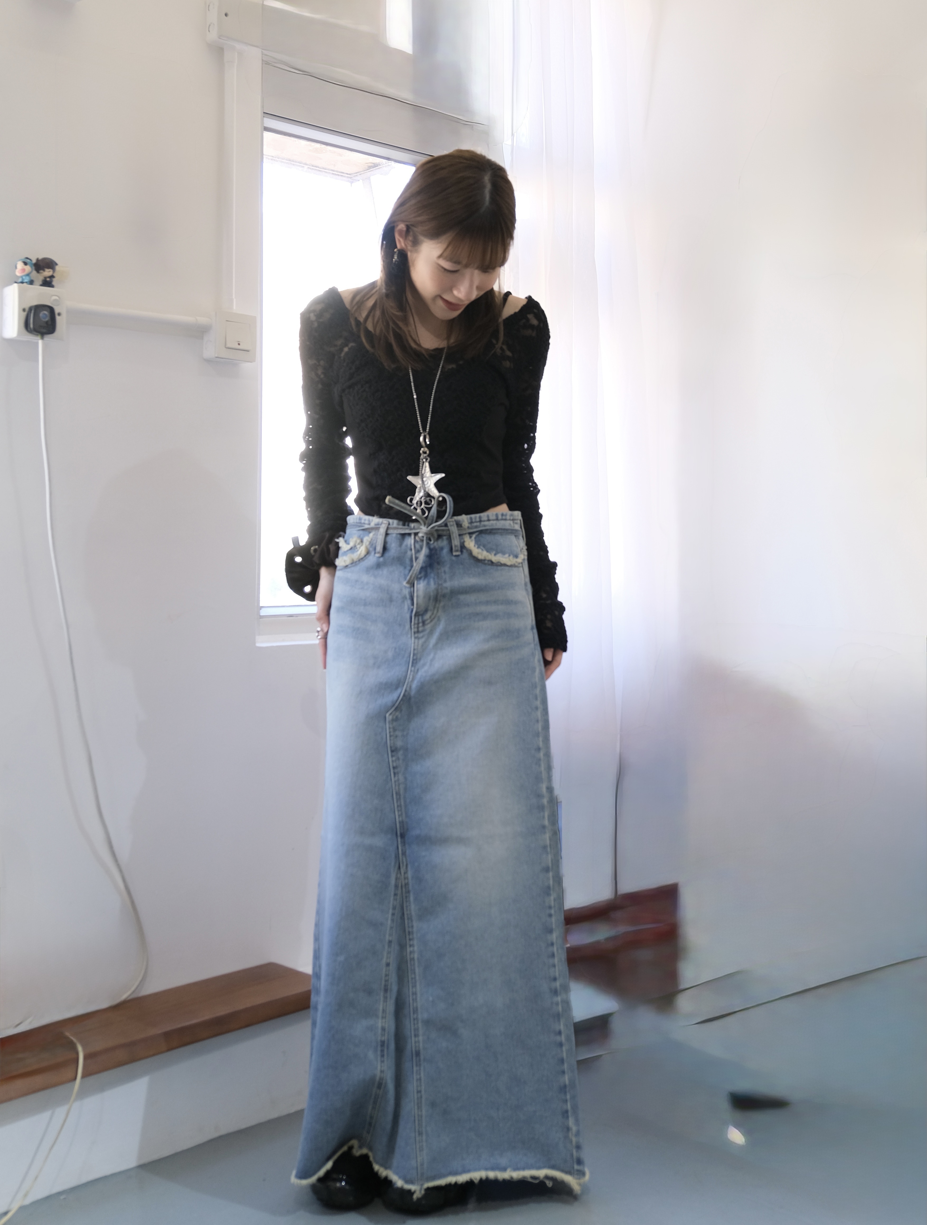 切邊soso配腰帶牛仔裙