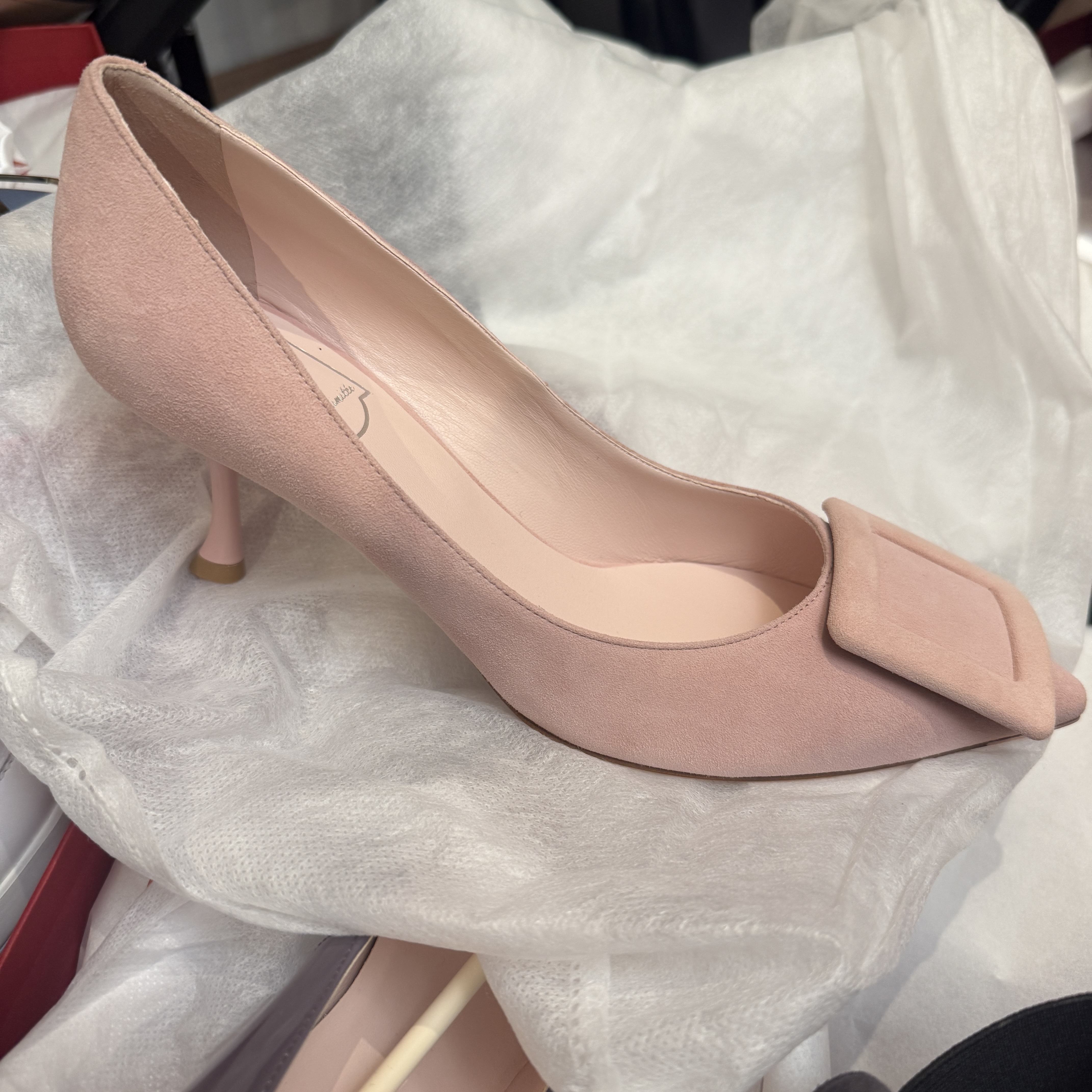 Roger Vivier Viv in the city heels pink suede size 39