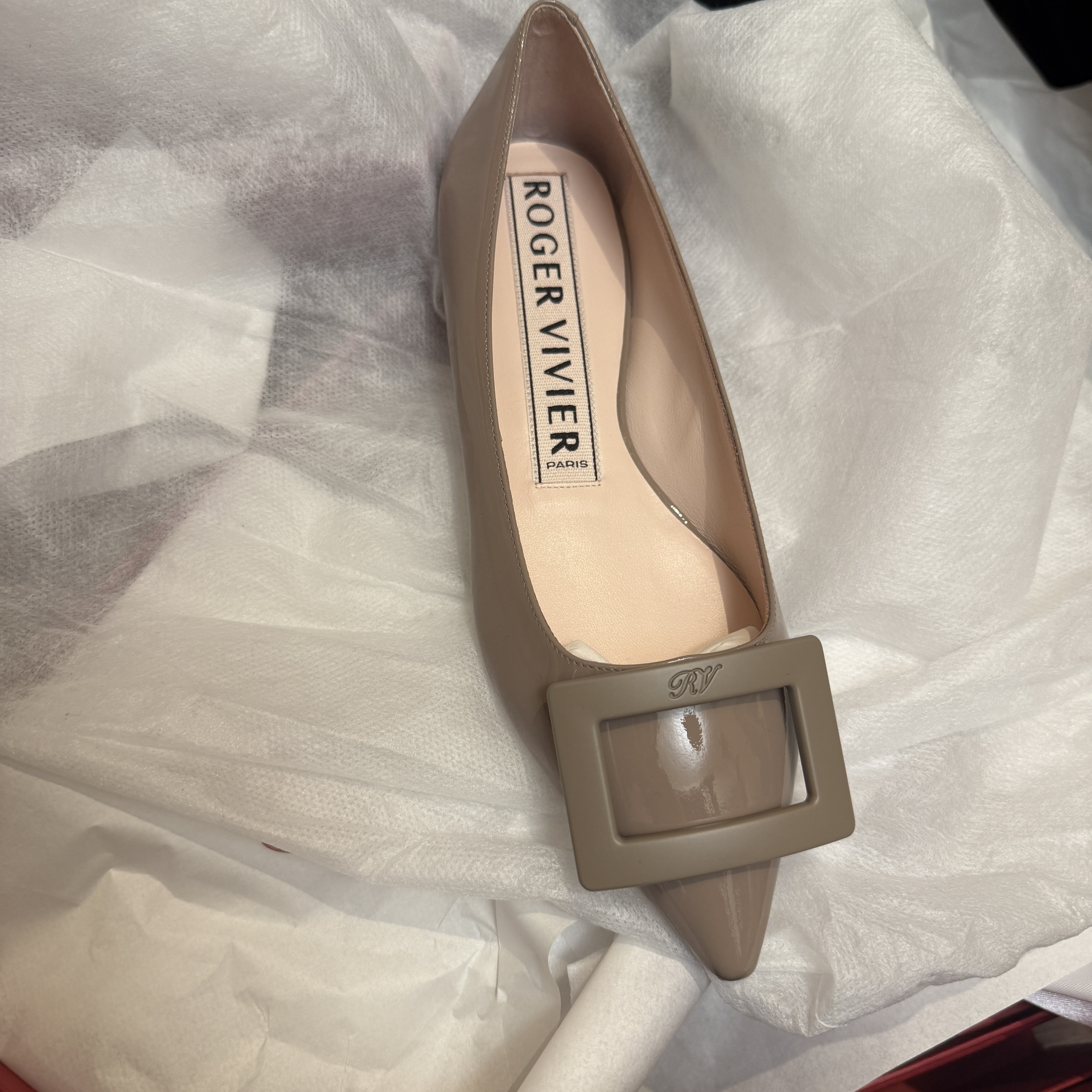 Roger Vivier gommettine ball flats grey