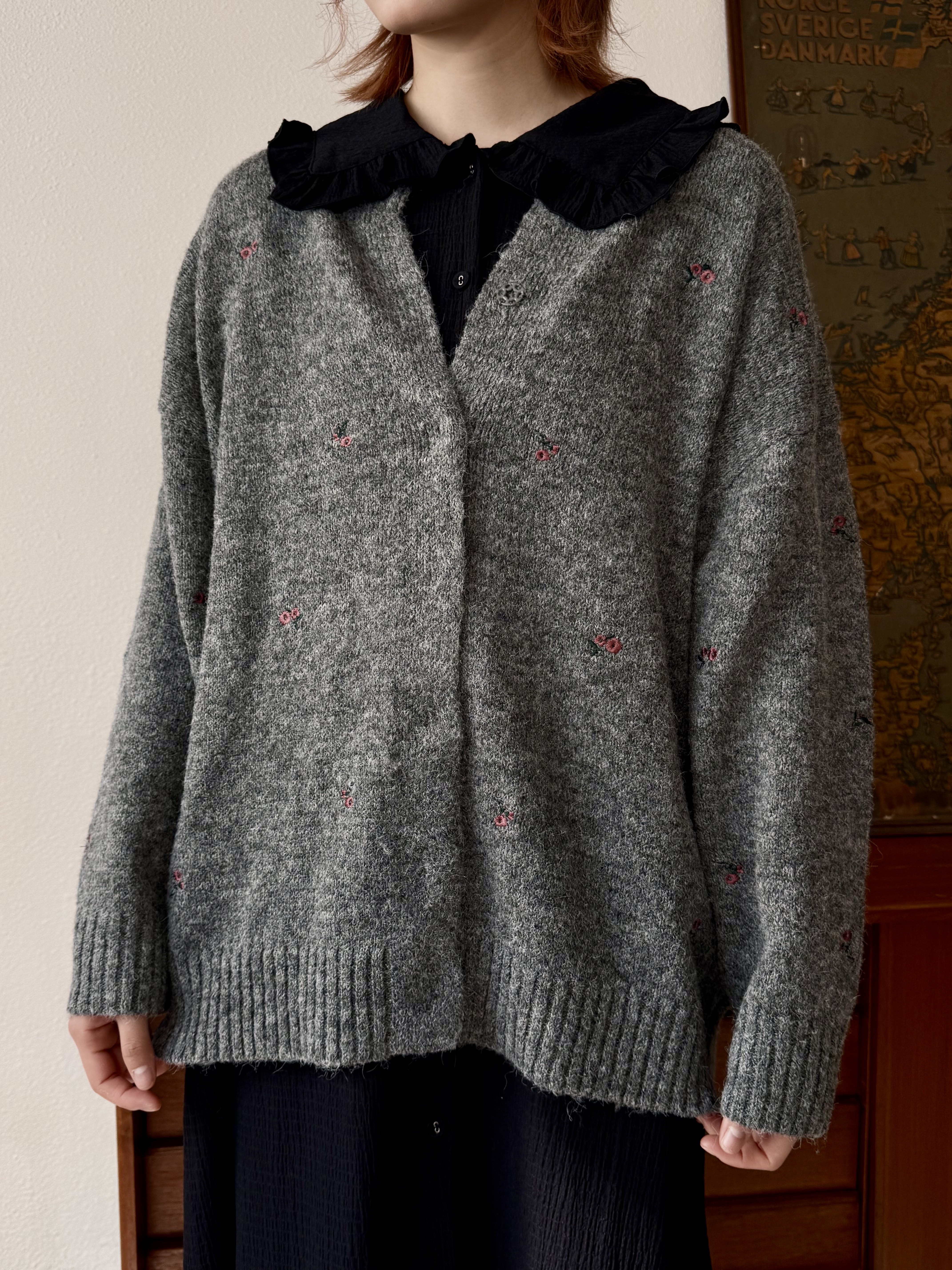垂墜感～繡花灰色針織外套SW61925