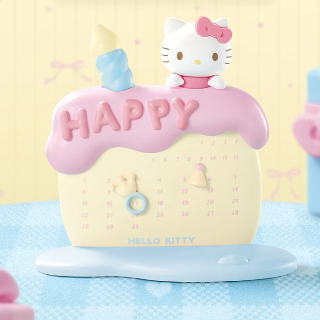 SANRIO 三麗鷗家族 HELLO KITTY 凱蒂貓 生日蛋糕造型 萬年曆 日曆 月曆 手機支架 擺設 多功能 / 預購
