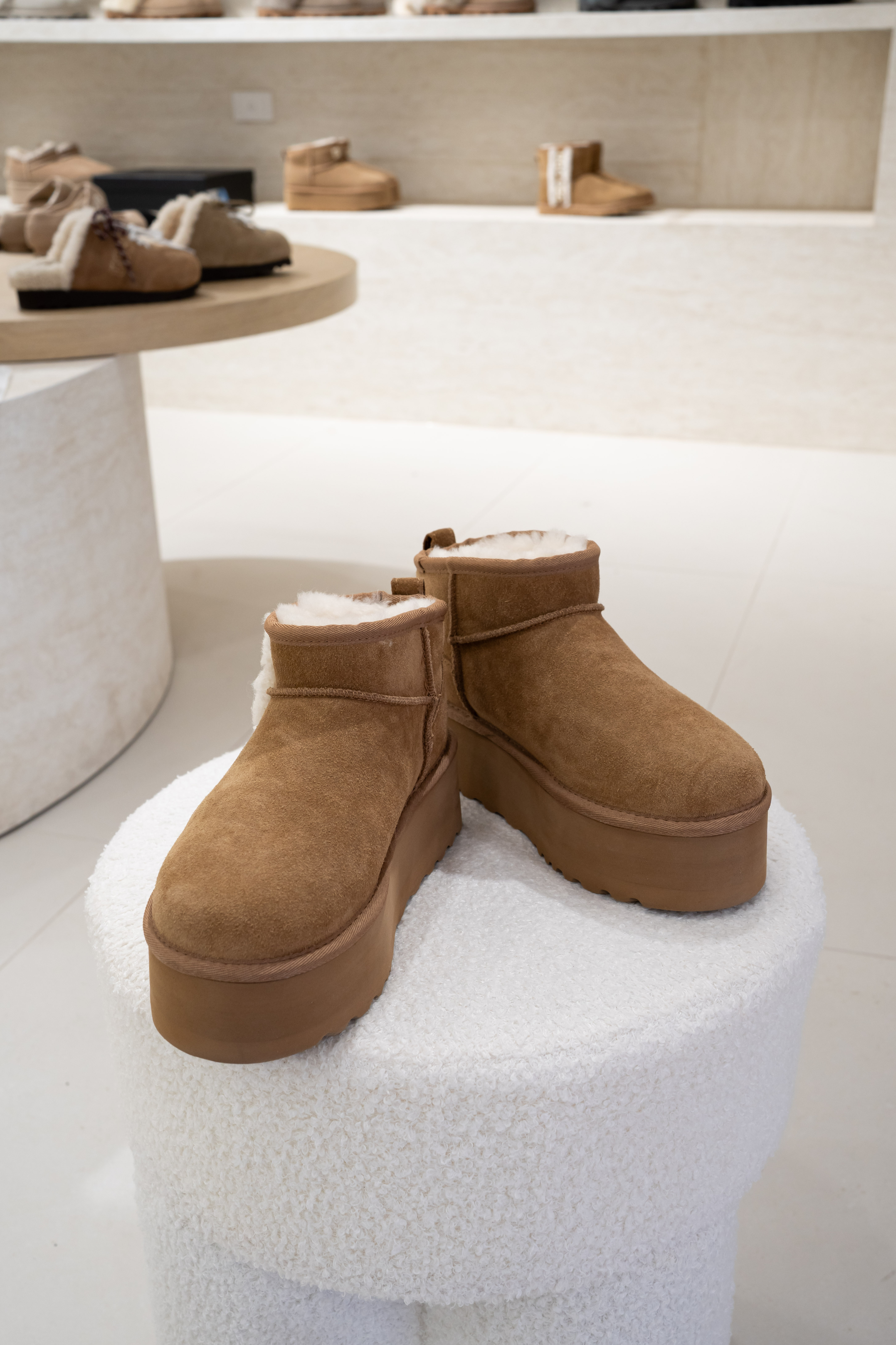 UGG Ozlana Classic Side Logo Ultro Mini Platform