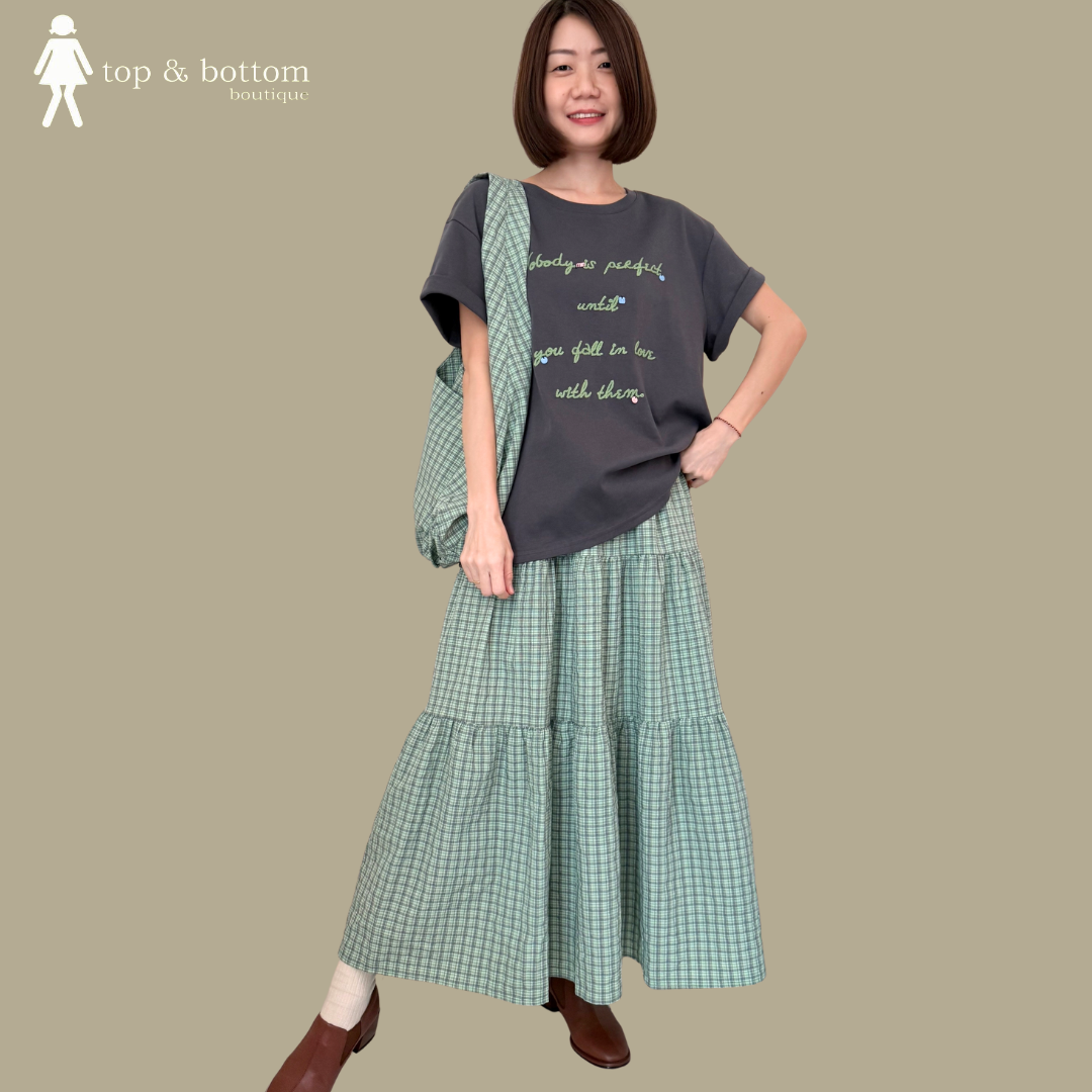 WORDING TEE & CHECKED LONG SKIRT & BAG SET SUIT