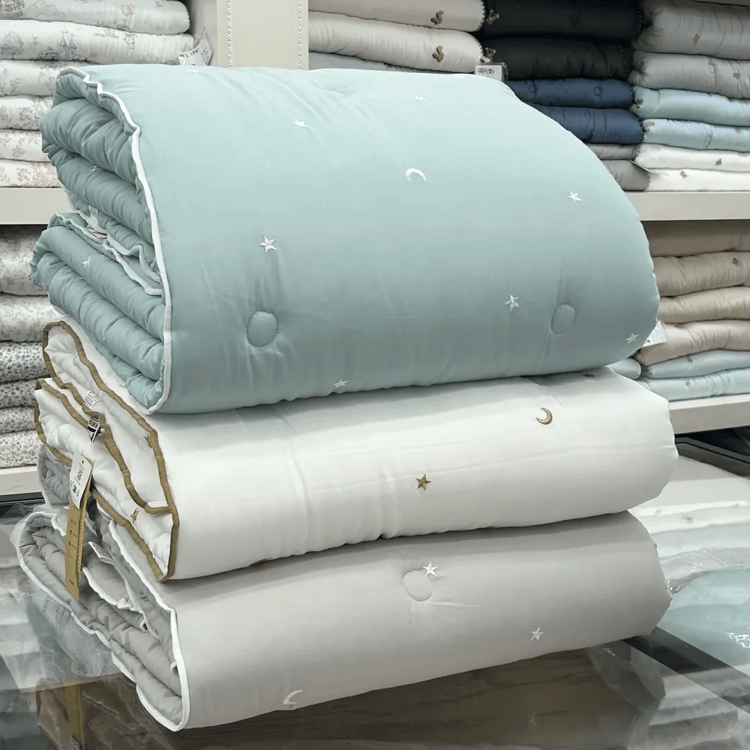 [韓國棉被] 天絲莫代爾・栗米棉填充｜星星月亮刺繡 四季被 3色