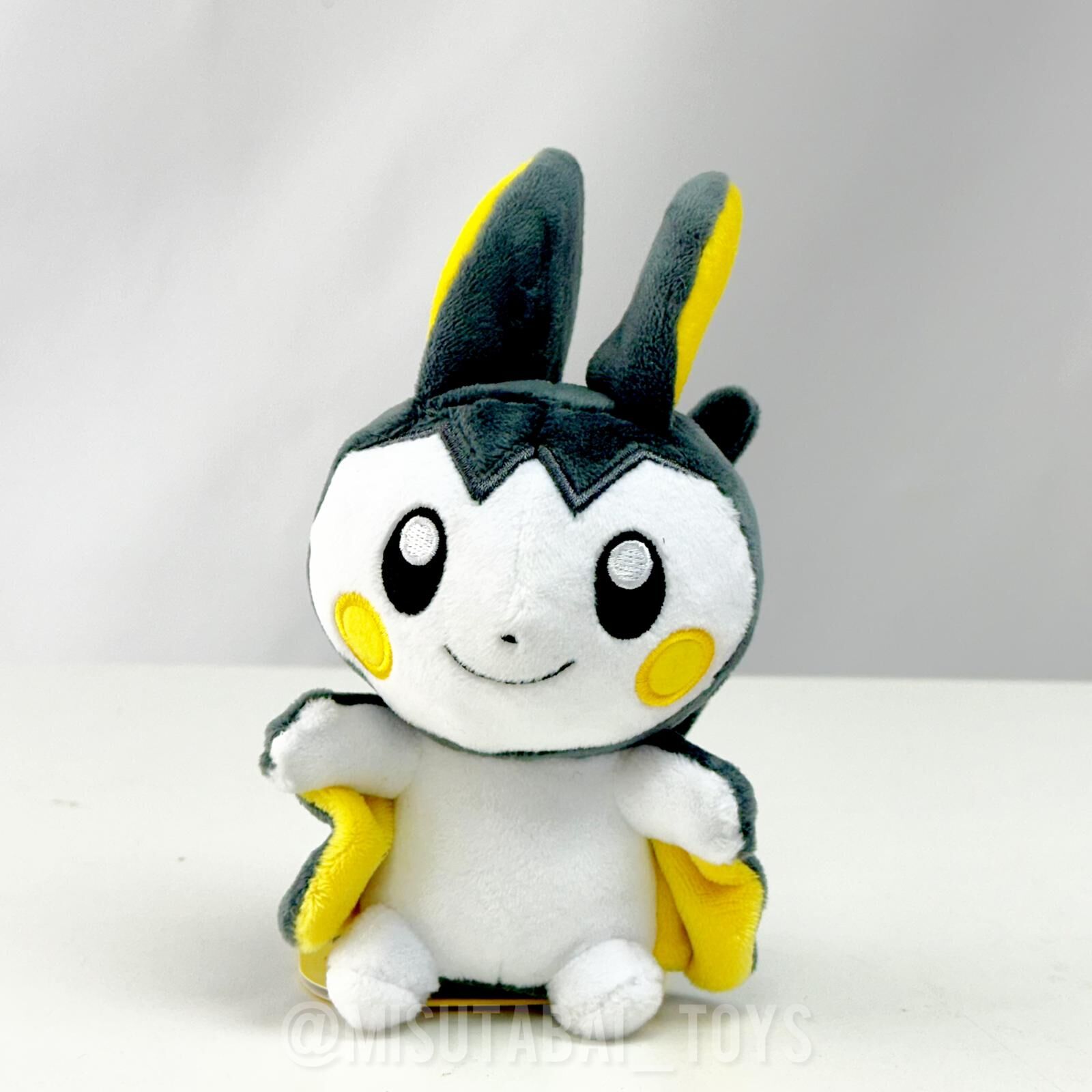 Pokémon Fit Emolga Plush Toy