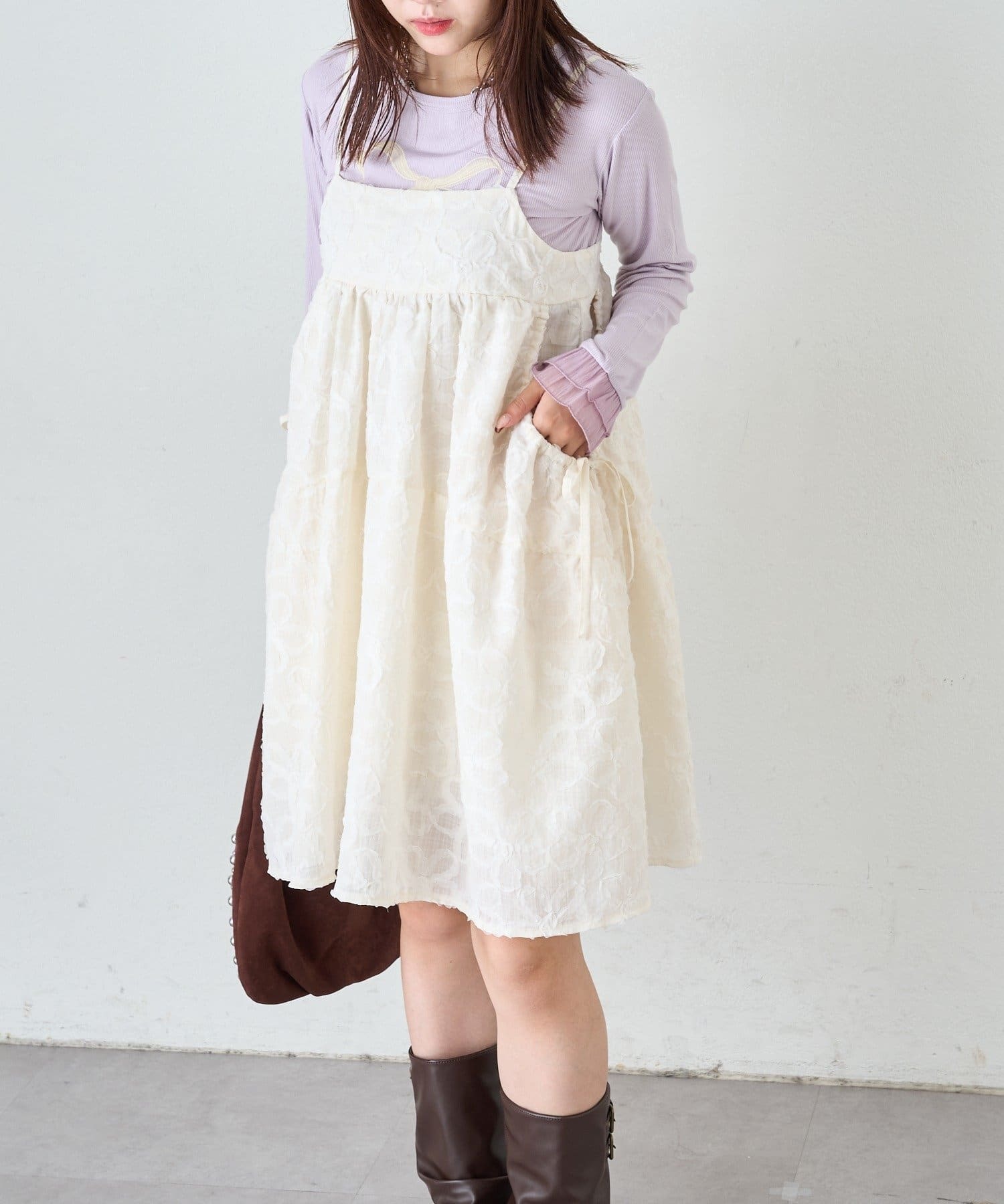 日本預訂 WINTER SALE WC 花朵蕾絲迷你吊帶裙