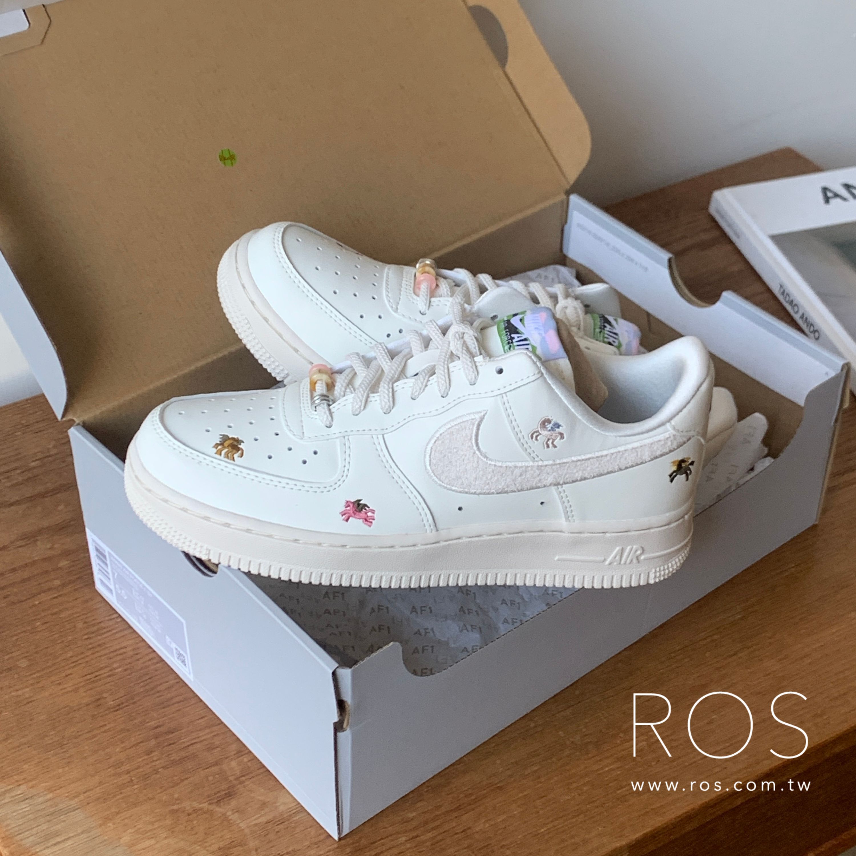 Nike Air Force 1 小飛馬 馬年限定