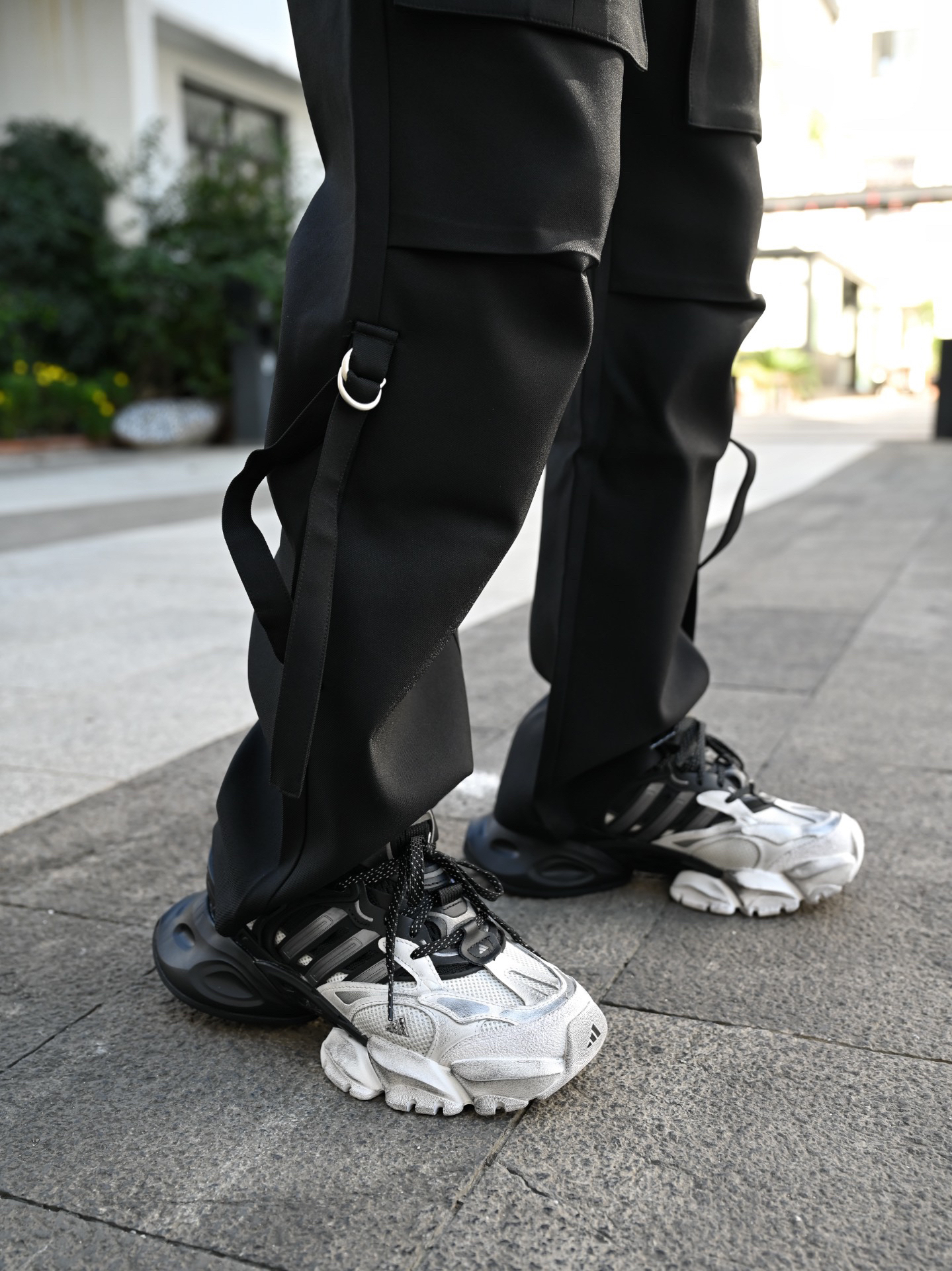 代購-Adidas XLG RUNNER DELUXE "Black Grey Split" 黑灰拼色 厚底增高 老爹鞋 男女同款  JR0861