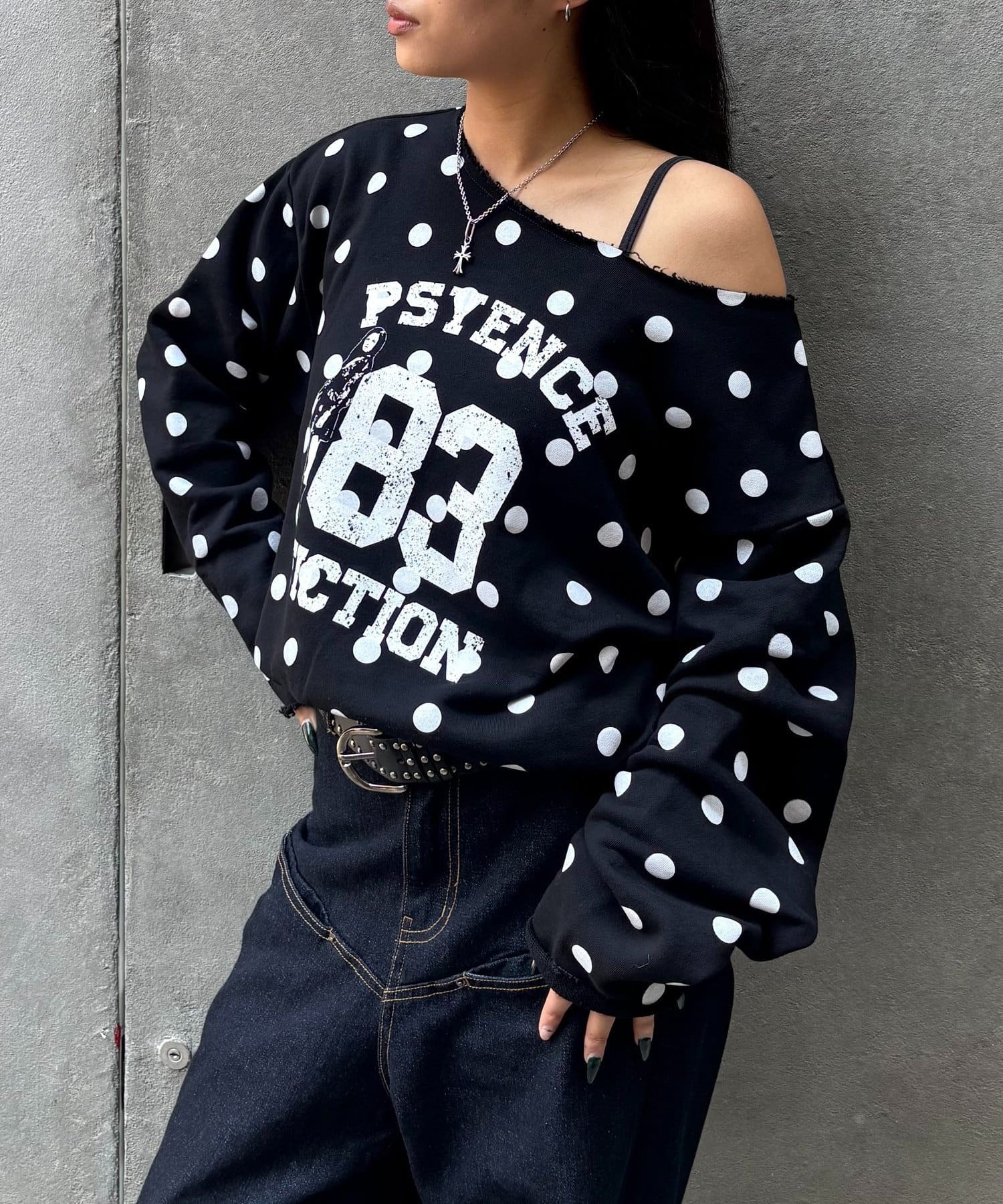 日本預訂 WINTER SALE WWG 編號單肩衛衣