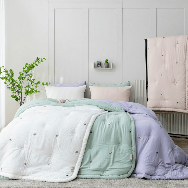 [韓國棉被] 天絲莫代爾・栗米棉填充｜小樹熊刺繡 四季被 4色