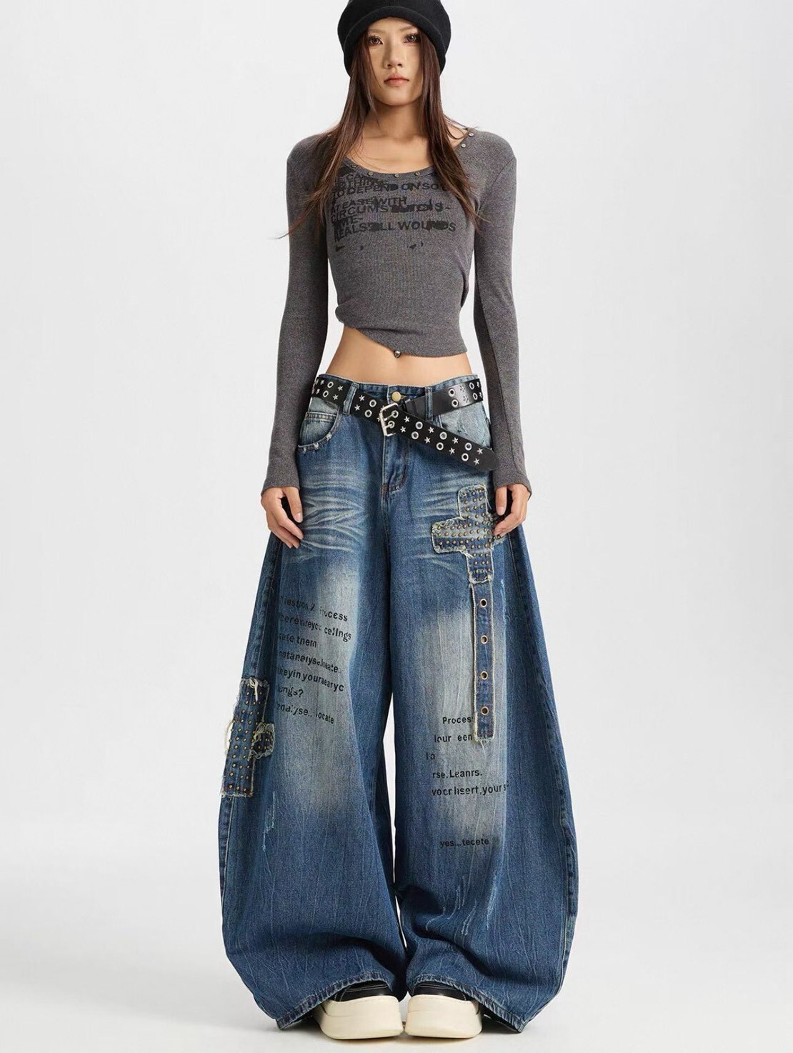 十字貼布彎刀褲