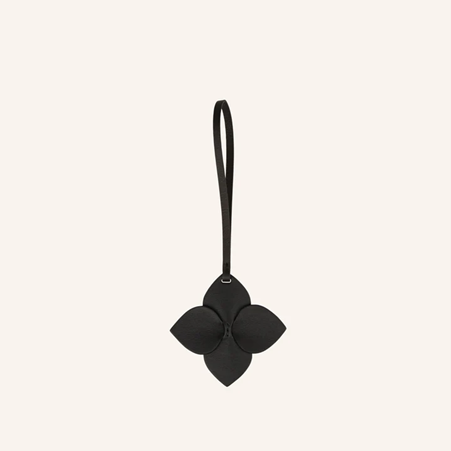 1FL0104-439 [FLEURON] Sia Noir Lisse #PMM09VL0303BLK (EU)